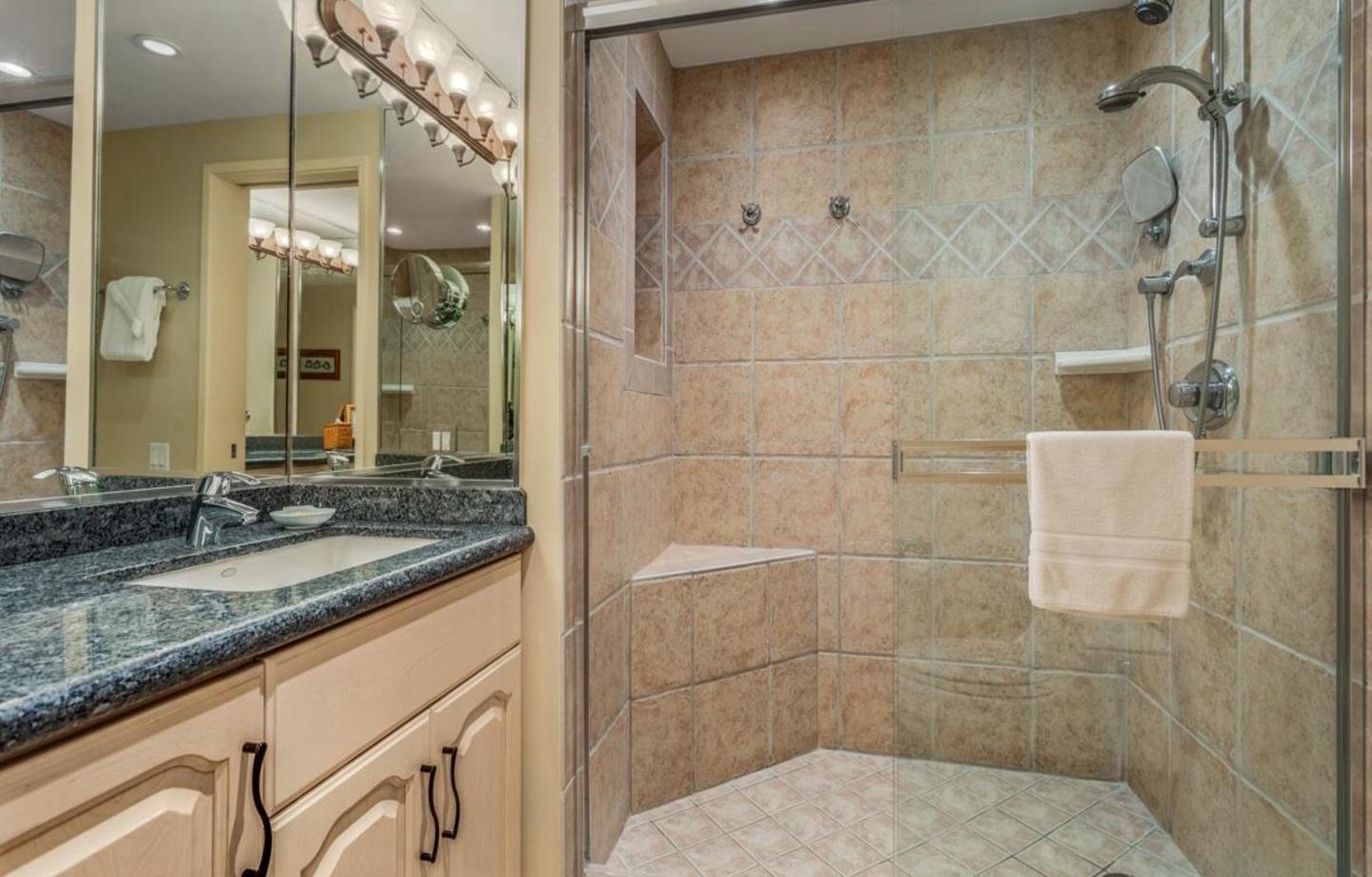 Kaanapali Alii condo # 4-505, Lahaina, Hawaii - photo 10 of 15