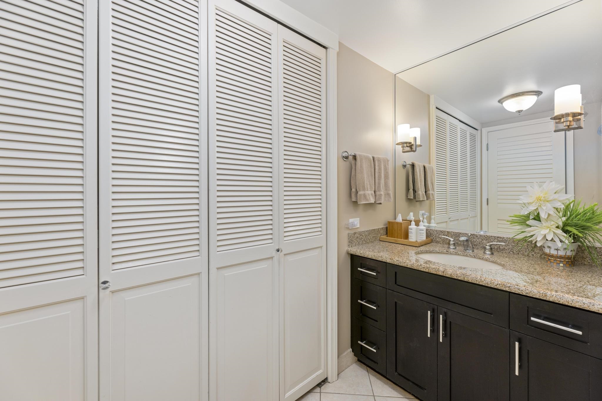 Kaanapali Alii condo # 4-603, Lahaina, Hawaii - photo 24 of 45