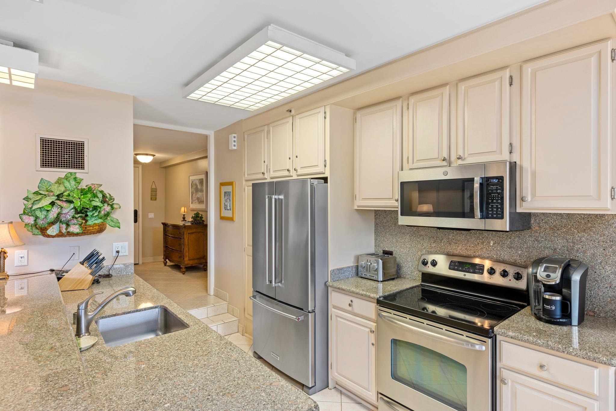 Kaanapali Alii condo # 4-603, Lahaina, Hawaii - photo 5 of 45