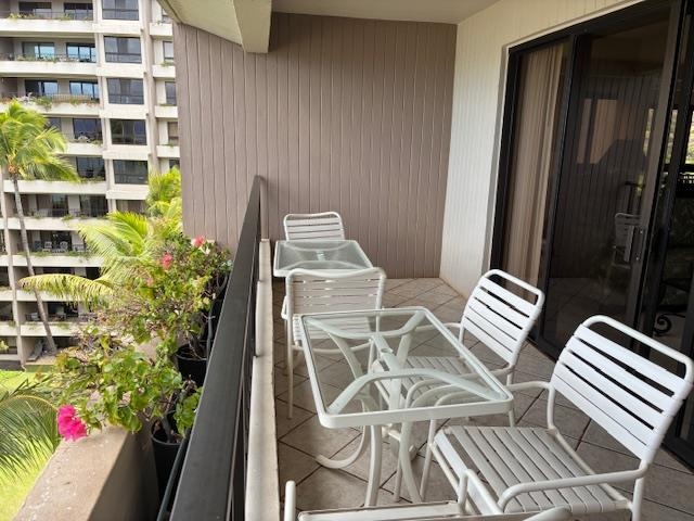 Kaanapali Alii condo # 4-706, Lahaina, Hawaii - photo 11 of 28