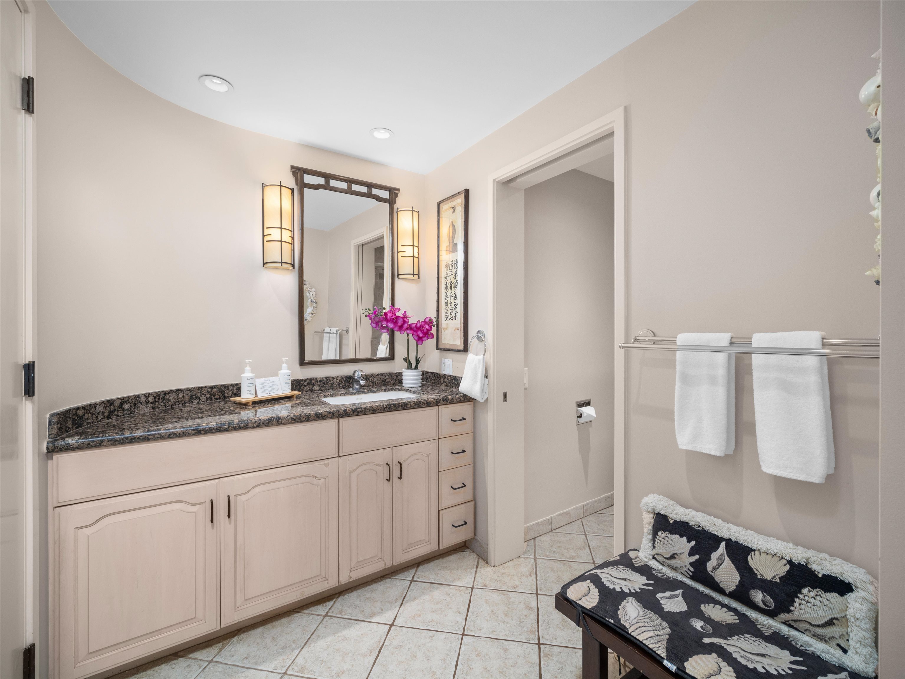 Kaanapali Alii condo # 4-706, Lahaina, Hawaii - photo 27 of 50