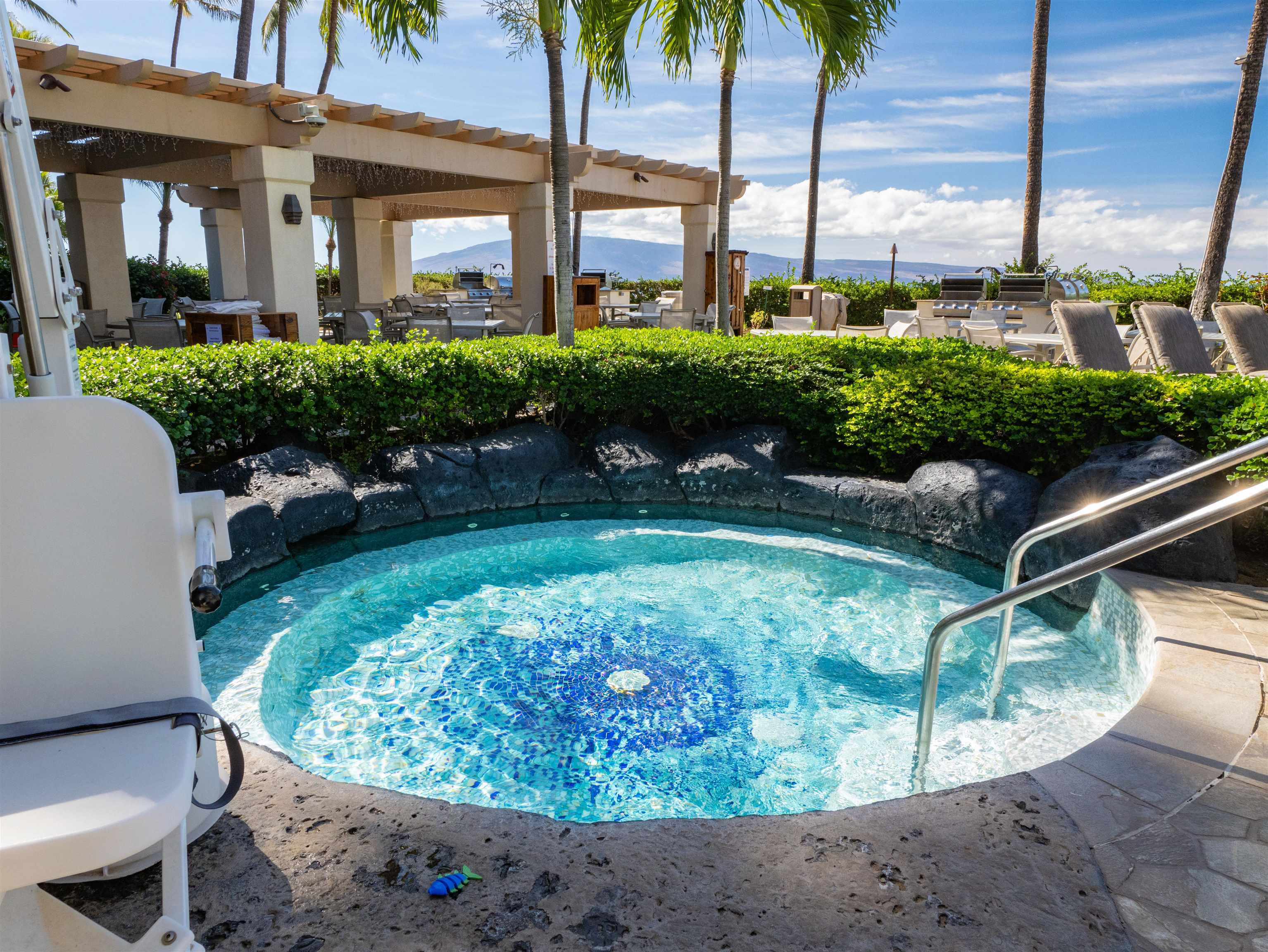 Kaanapali Alii condo # 4-706, Lahaina, Hawaii - photo 46 of 50