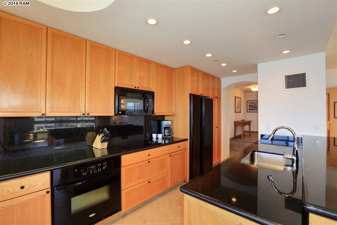 Kaanapali Alii condo # I-1006, Lahaina, Hawaii - photo 16 of 30