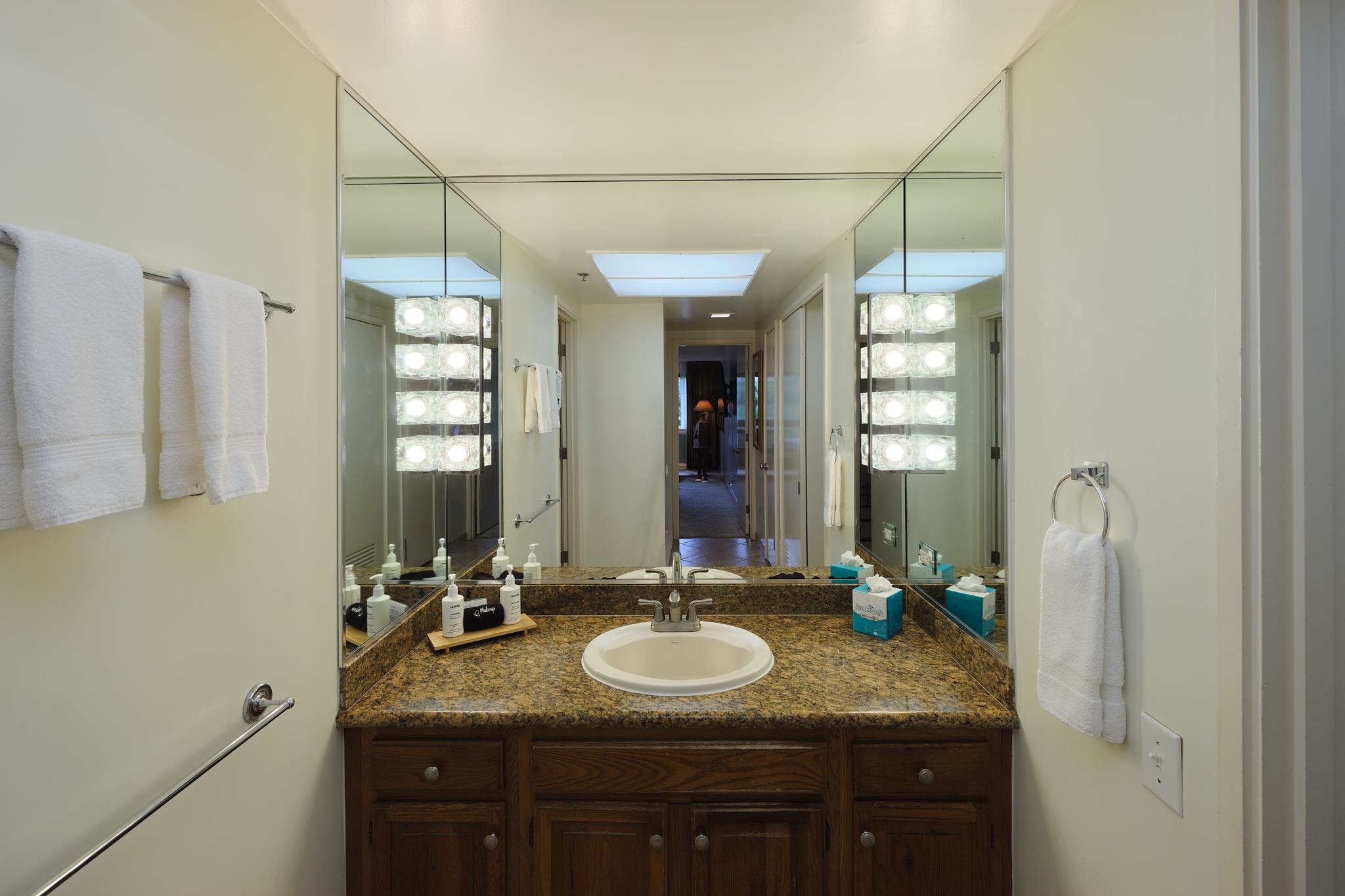 Kaanapali Alii condo # I301, Lahaina, Hawaii - photo 17 of 31