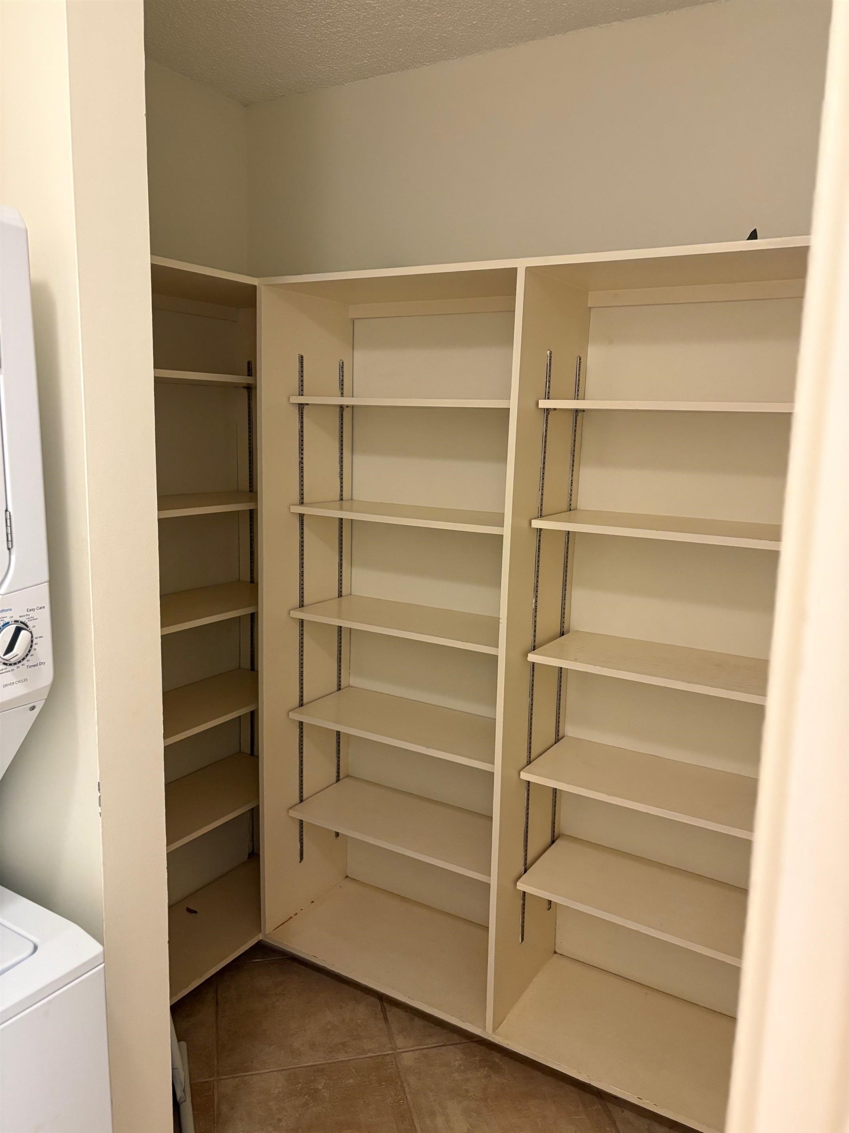 Kaanapali Alii condo # I301, Lahaina, Hawaii - photo 27 of 31