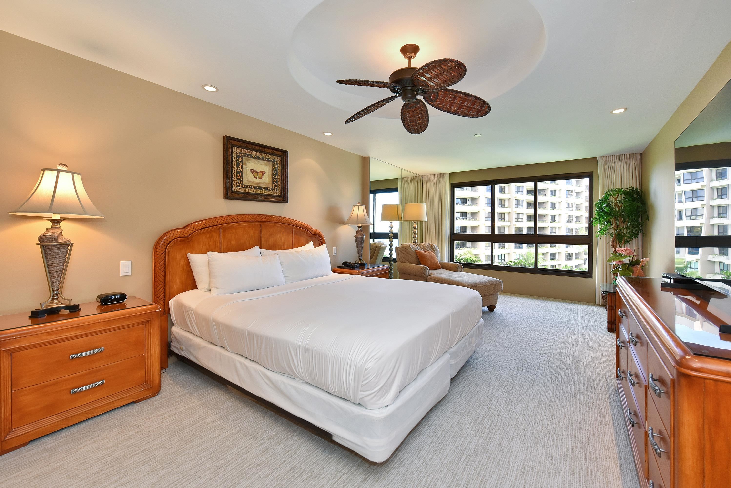 Kaanapali Alii condo # I702, Lahaina, Hawaii - photo 29 of 50