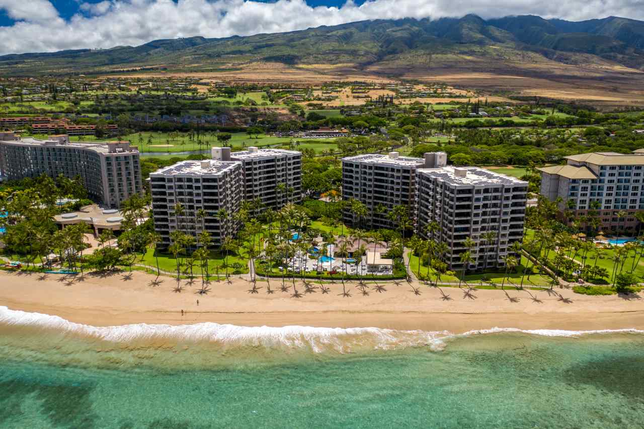 Kaanapali Alii condo # I-801, Lahaina, Hawaii - photo 2 of 27