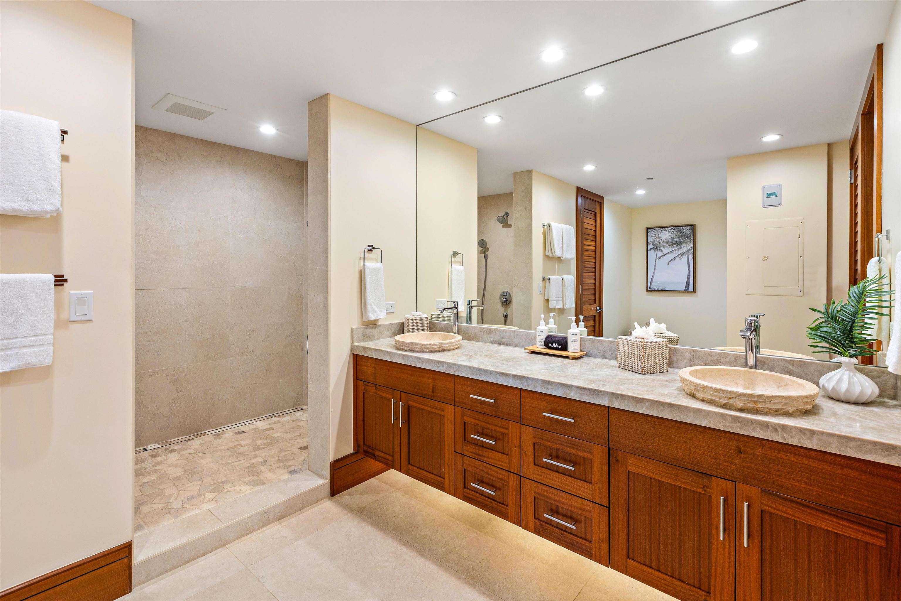 Kaanapali Alii condo # II1002, Lahaina, Hawaii - photo 25 of 47