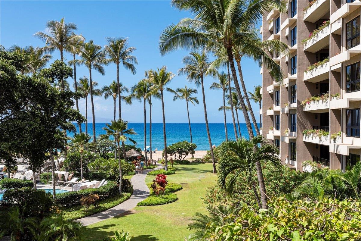 Kaanapali Alii condo # II303, Lahaina, Hawaii - photo 23 of 43