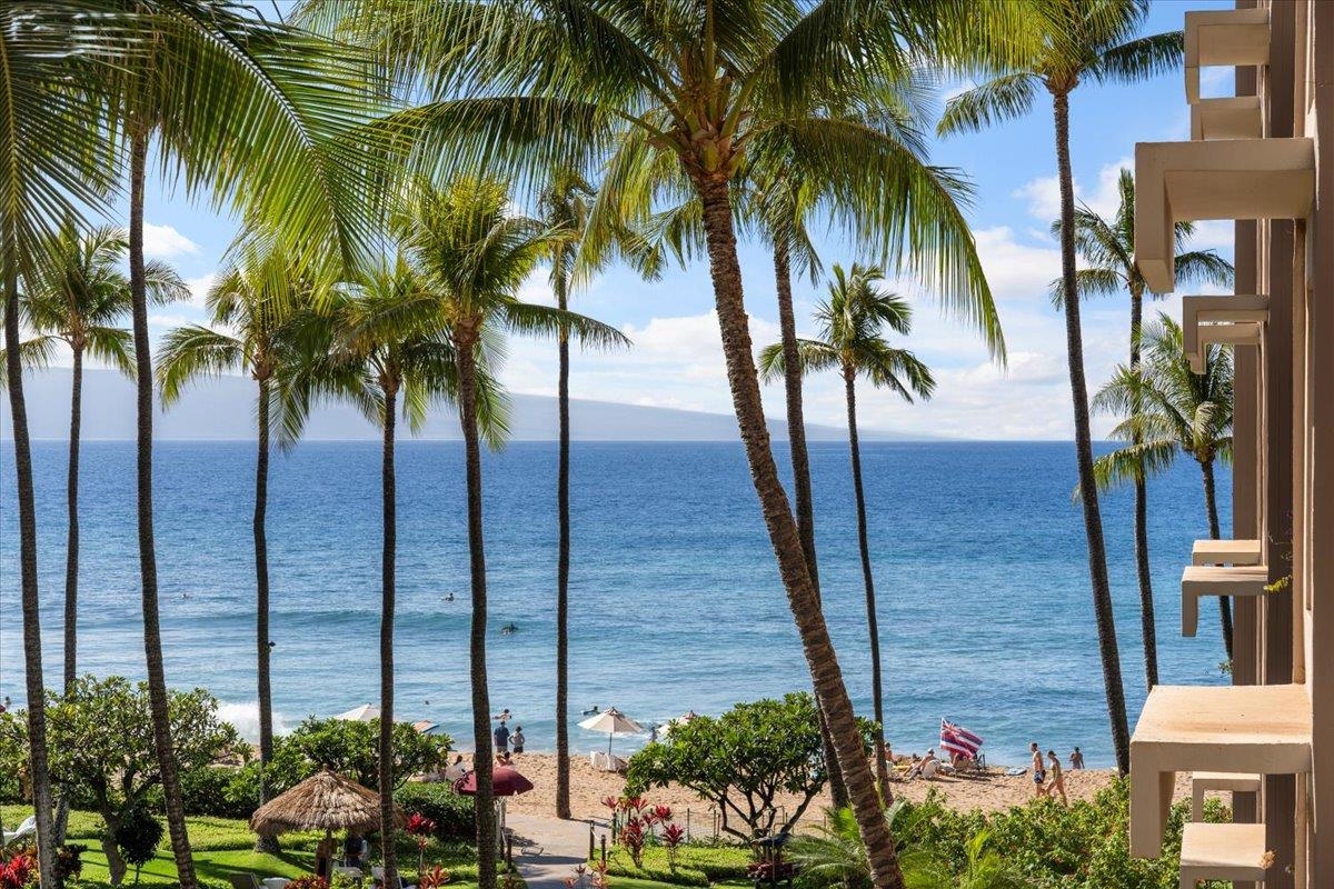 Kaanapali Alii condo # II-401, Lahaina, Hawaii - photo 28 of 46