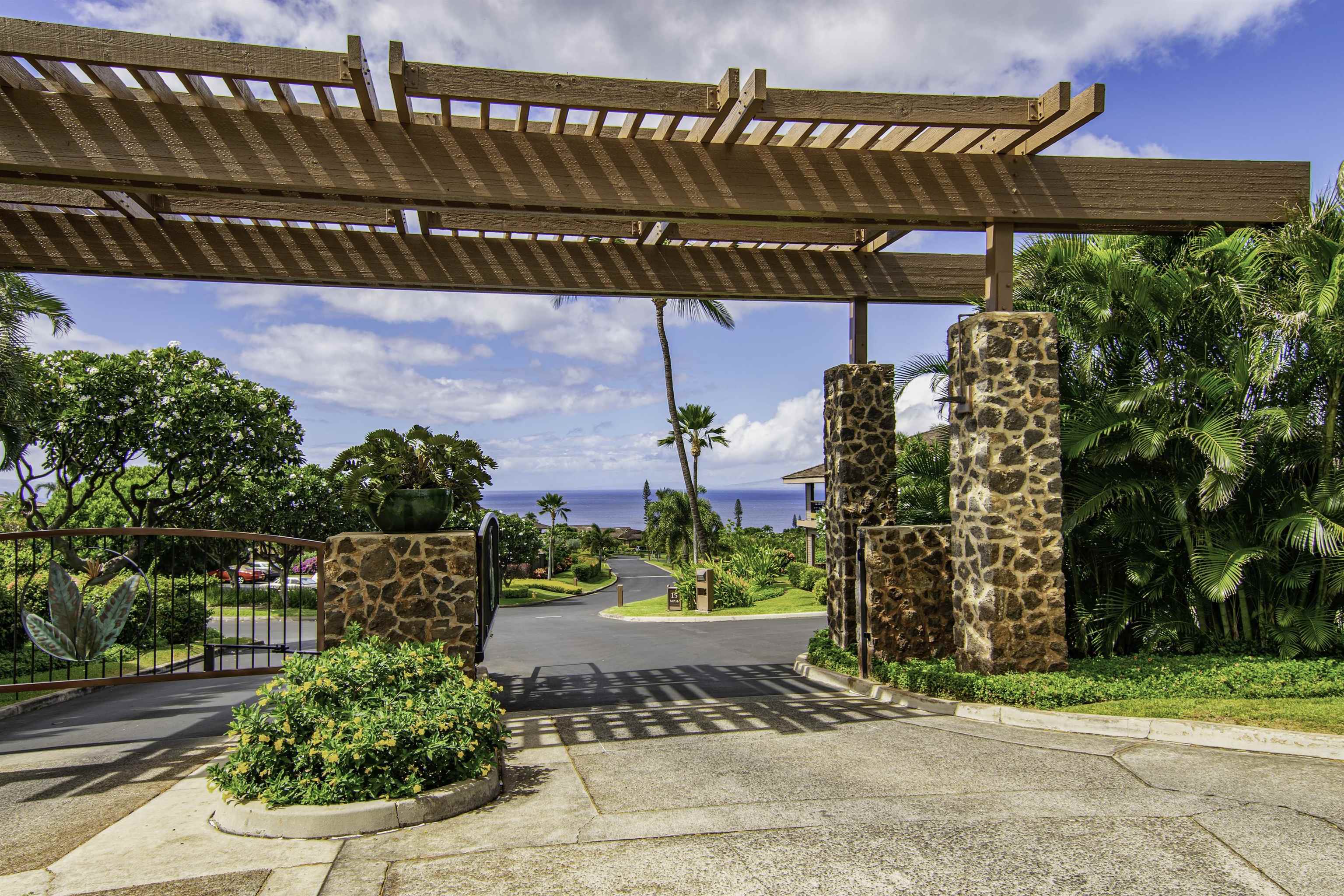 Masters condo # 1004, Lahaina, Hawaii - photo 43 of 45