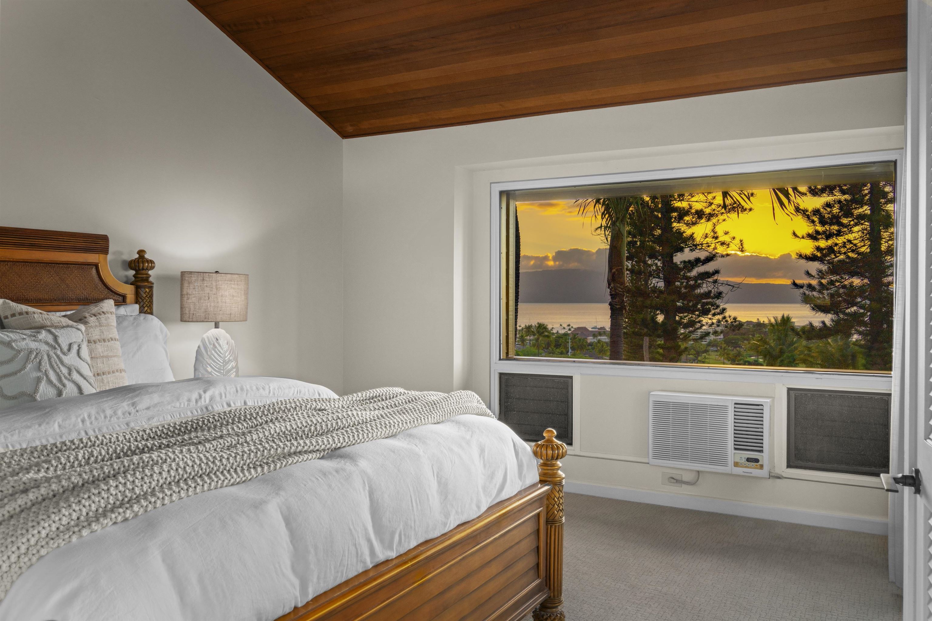 Masters condo # 1204, Lahaina, Hawaii - photo 47 of 50