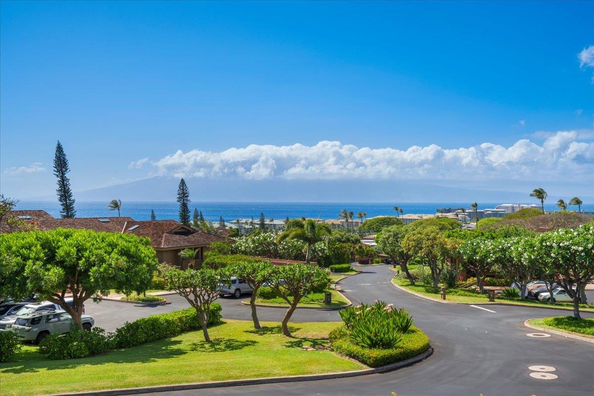 Masters condo # 1704, Lahaina, Hawaii - photo 35 of 37