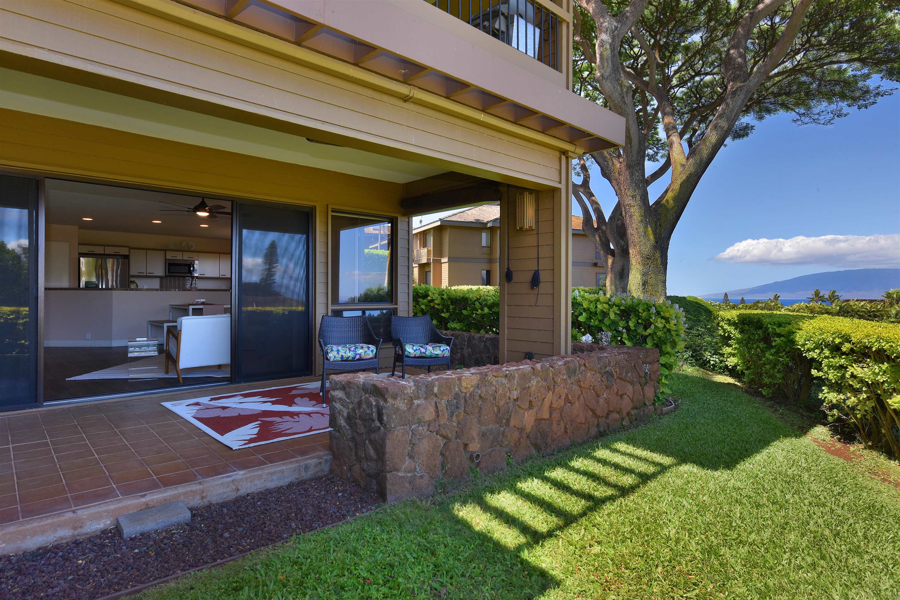 Masters condo # 1707, Lahaina, Hawaii - photo 37 of 40