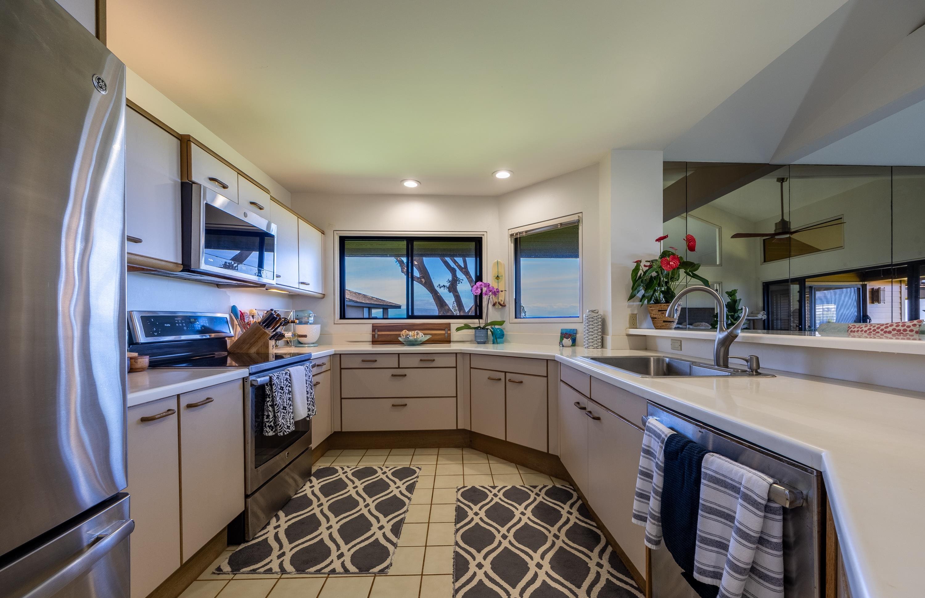 Masters condo # 1708, Lahaina, Hawaii - photo 12 of 42