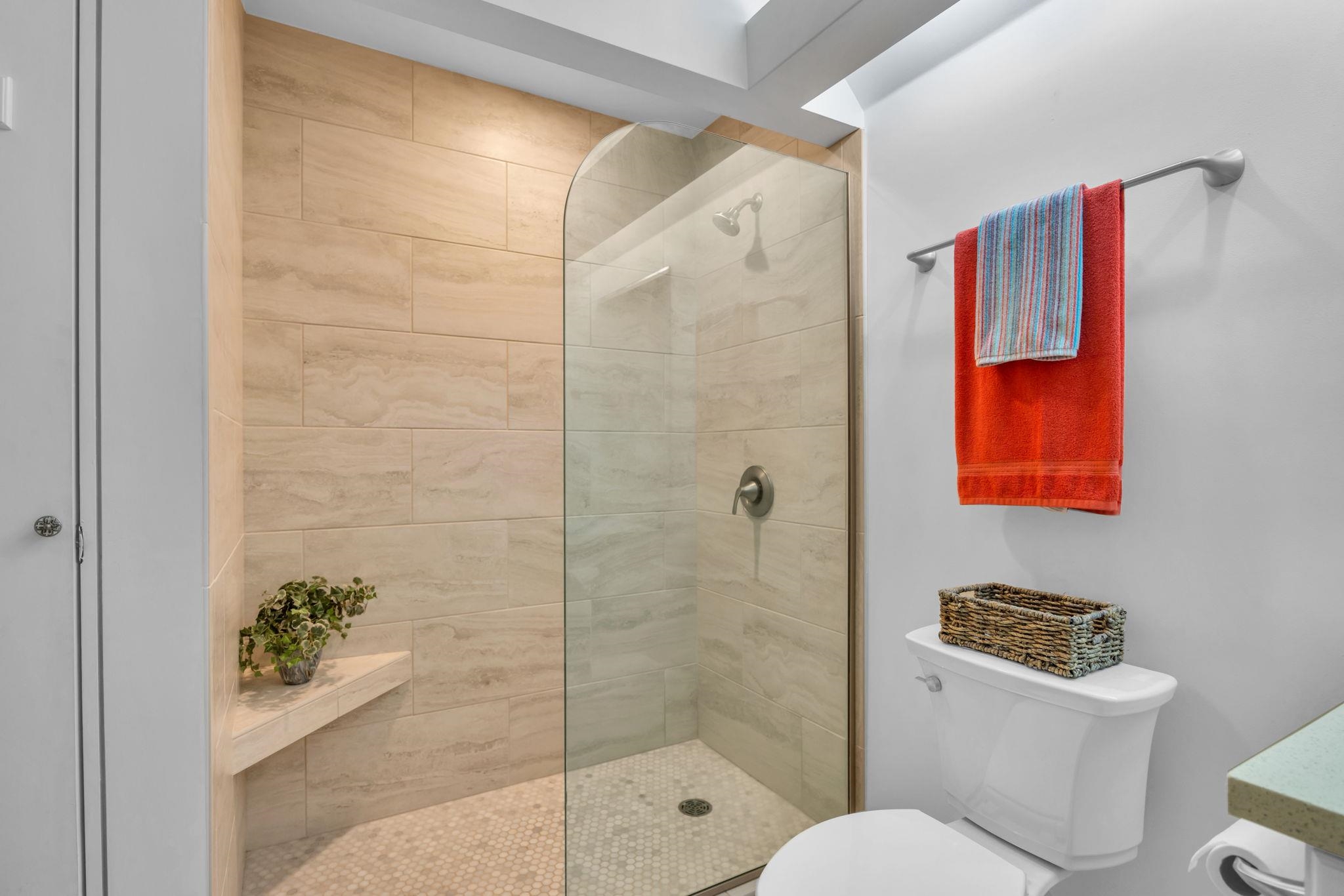 Masters condo # 1803, Lahaina, Hawaii - photo 27 of 40