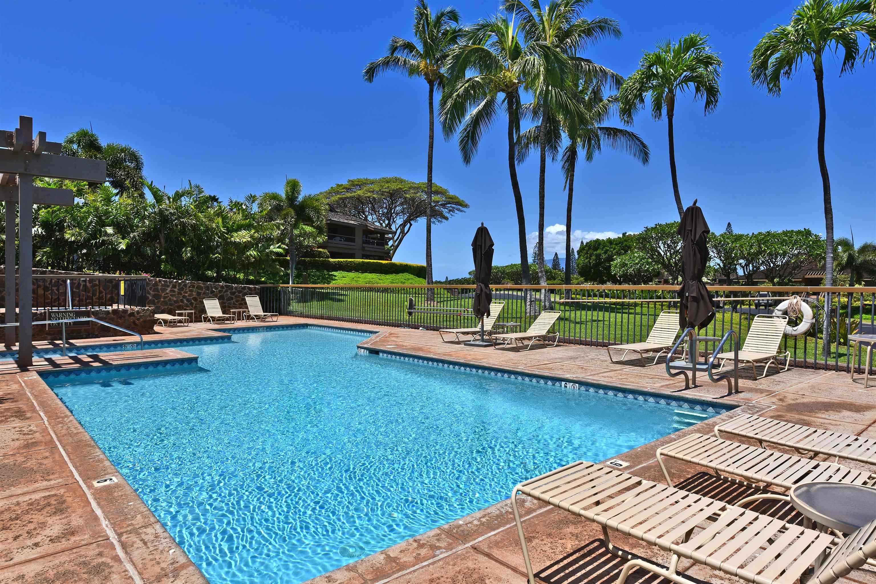 Masters condo # 201, Lahaina, Hawaii - photo 39 of 41