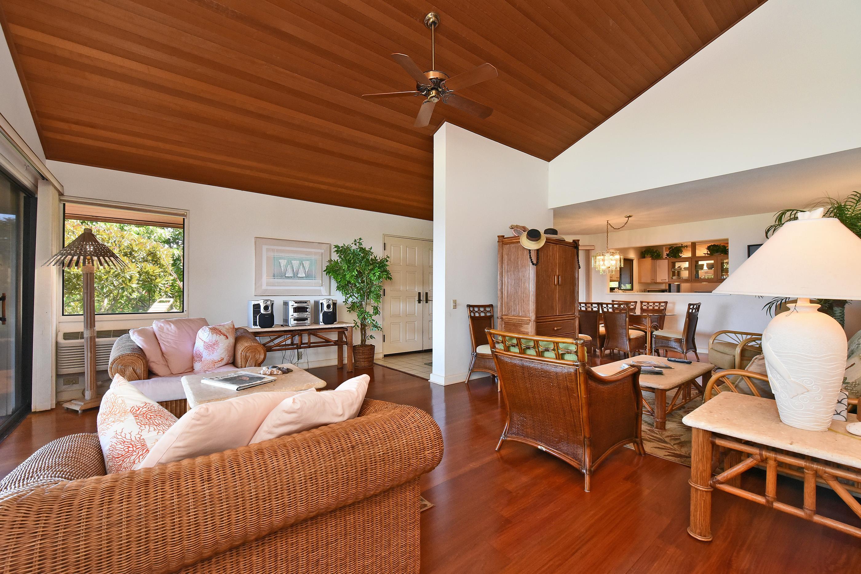 Masters condo # 201, Lahaina, Hawaii - photo 10 of 41