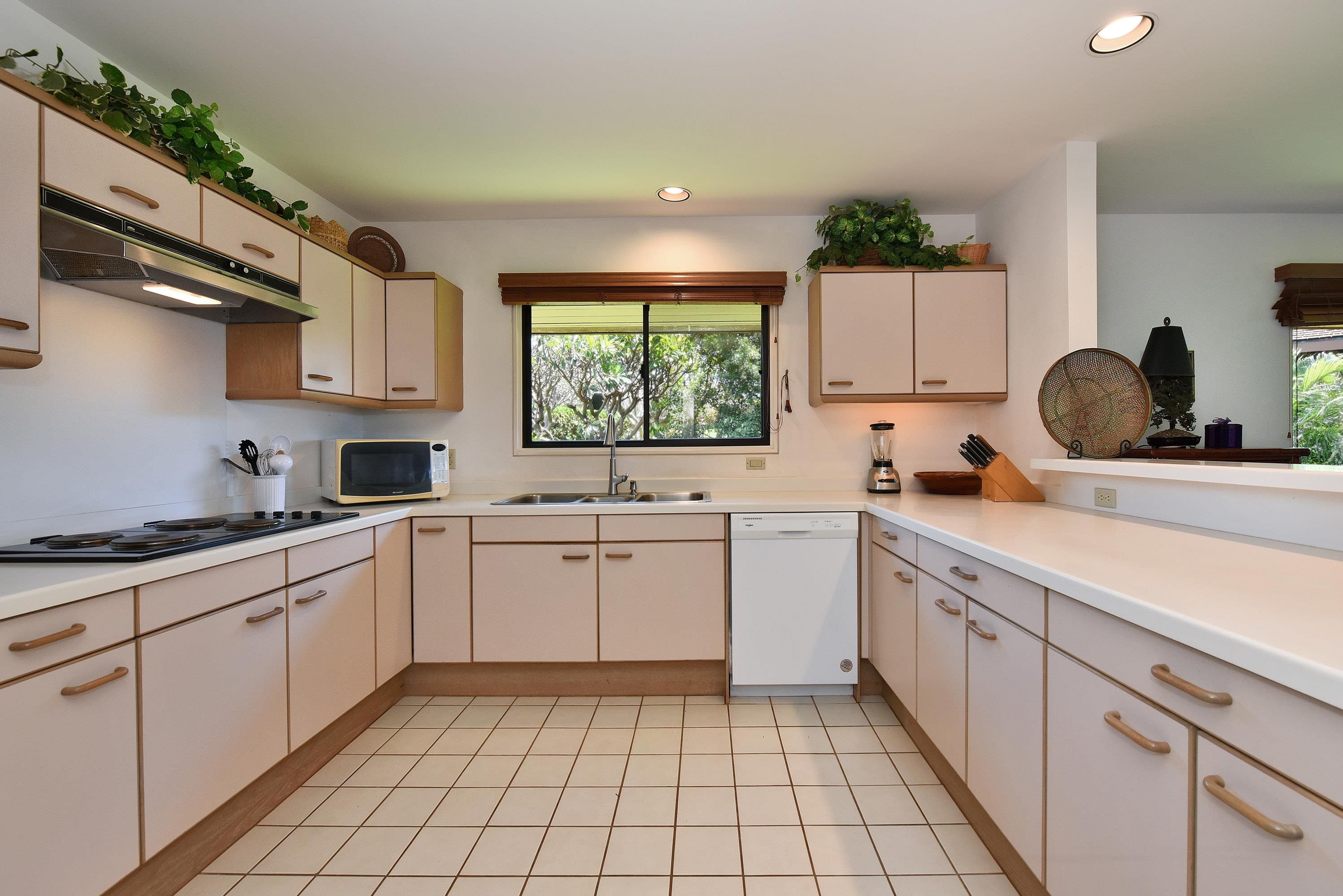 Masters condo # 2206, Lahaina, Hawaii - photo 18 of 50