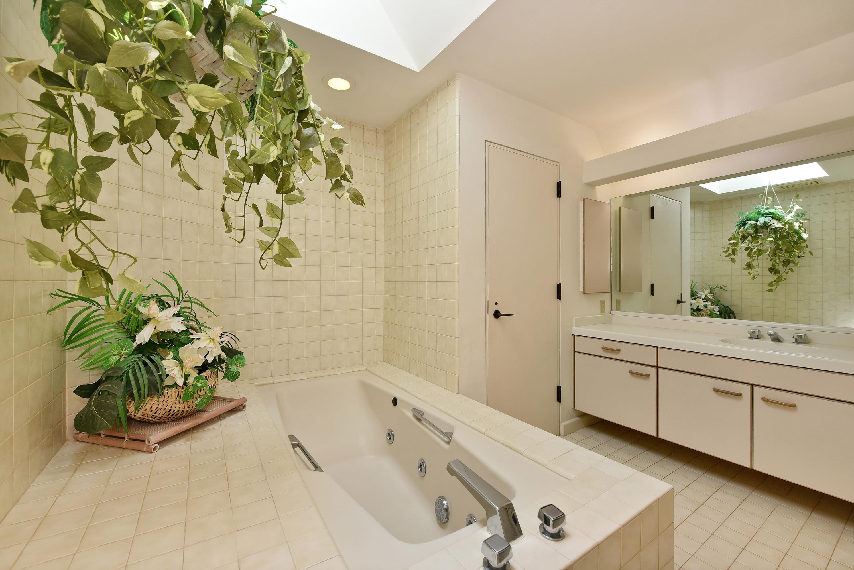 Masters condo # 2206, Lahaina, Hawaii - photo 29 of 50