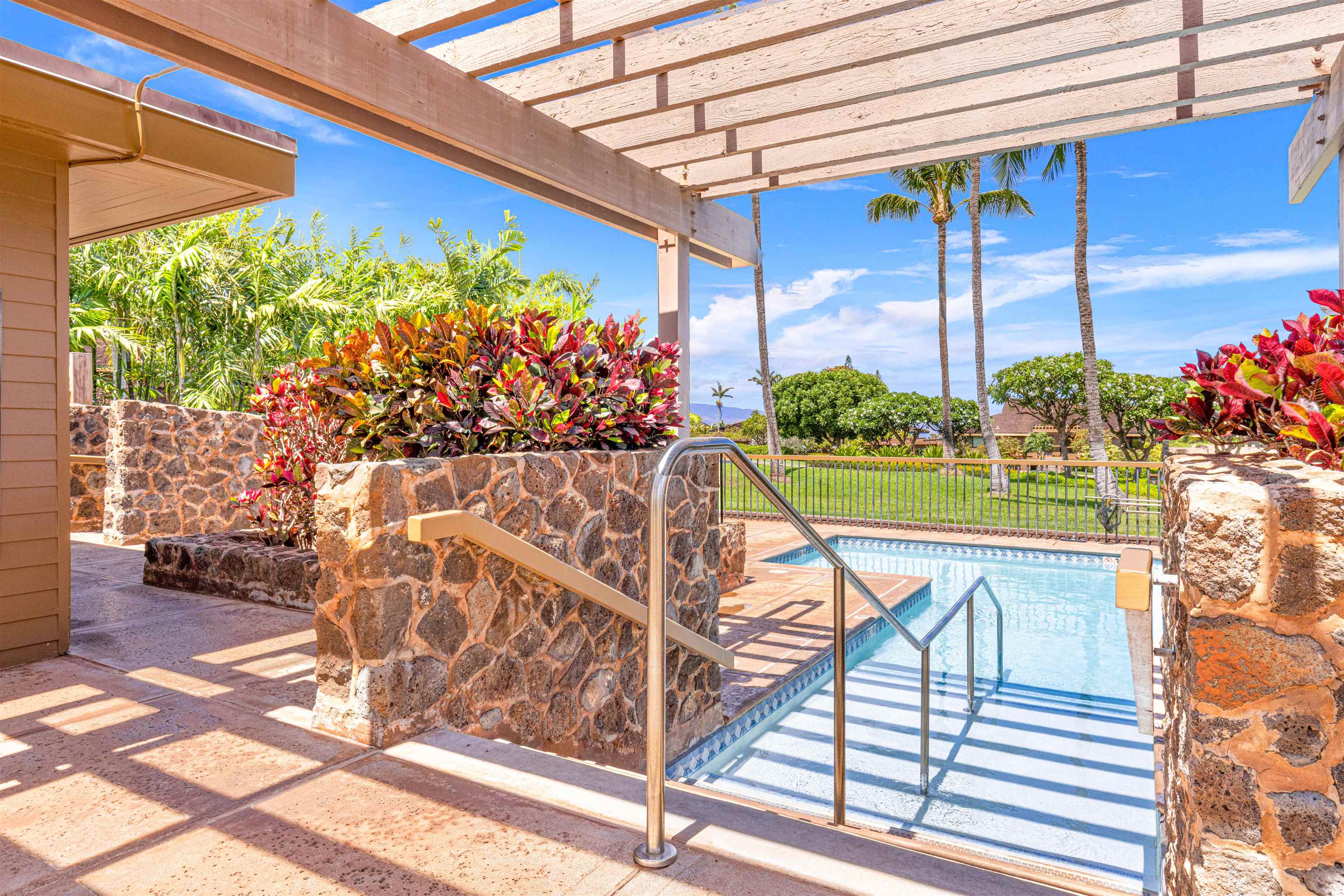Masters condo # 2302, Lahaina, Hawaii - photo 39 of 44