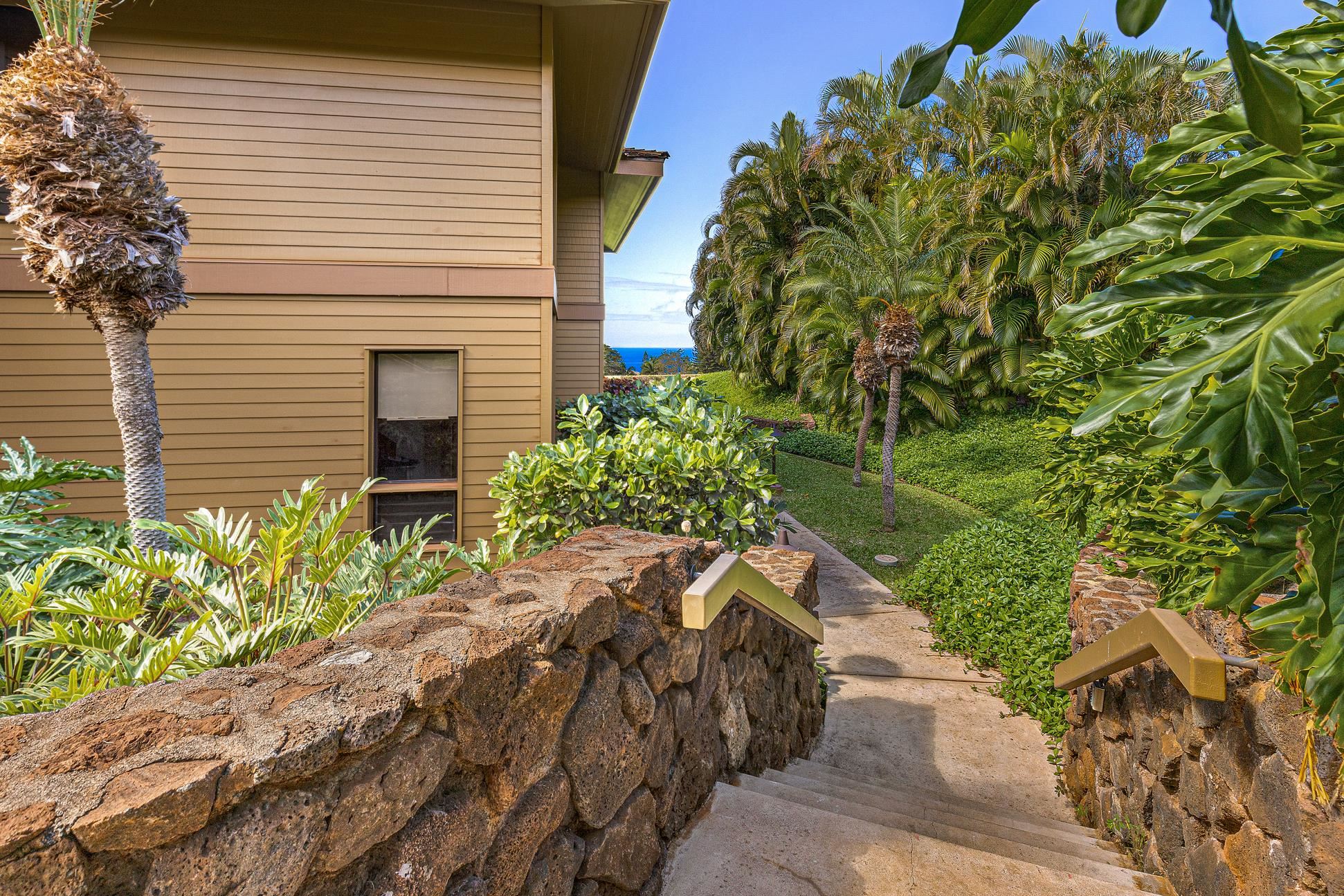 Masters condo # 2902, Lahaina, Hawaii - photo 3 of 3