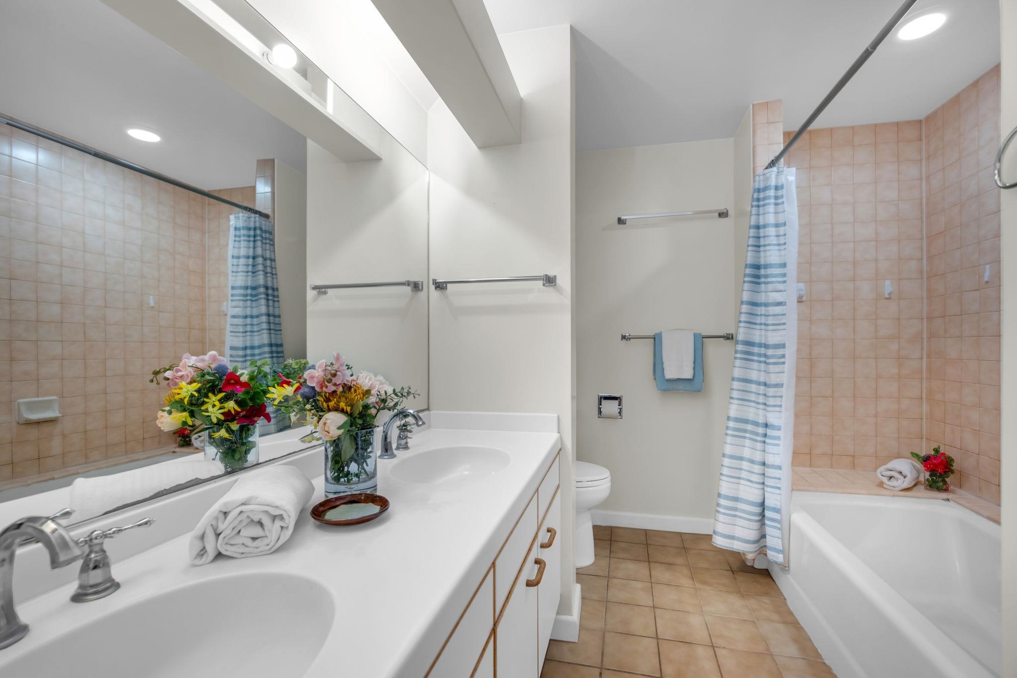 Masters condo # 3405, Lahaina, Hawaii - photo 28 of 50