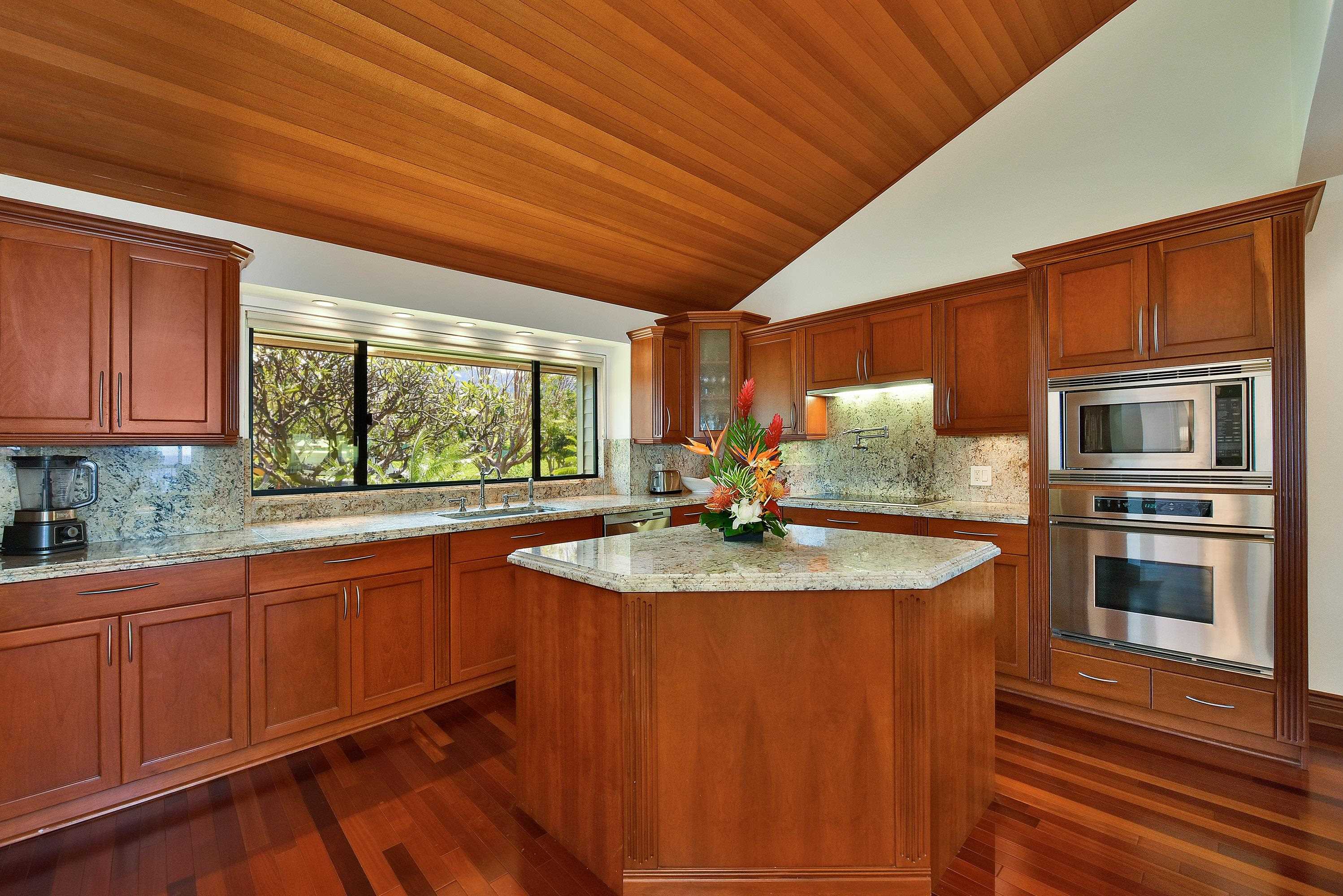 Masters condo # 3604, Lahaina, Hawaii - photo 8 of 41