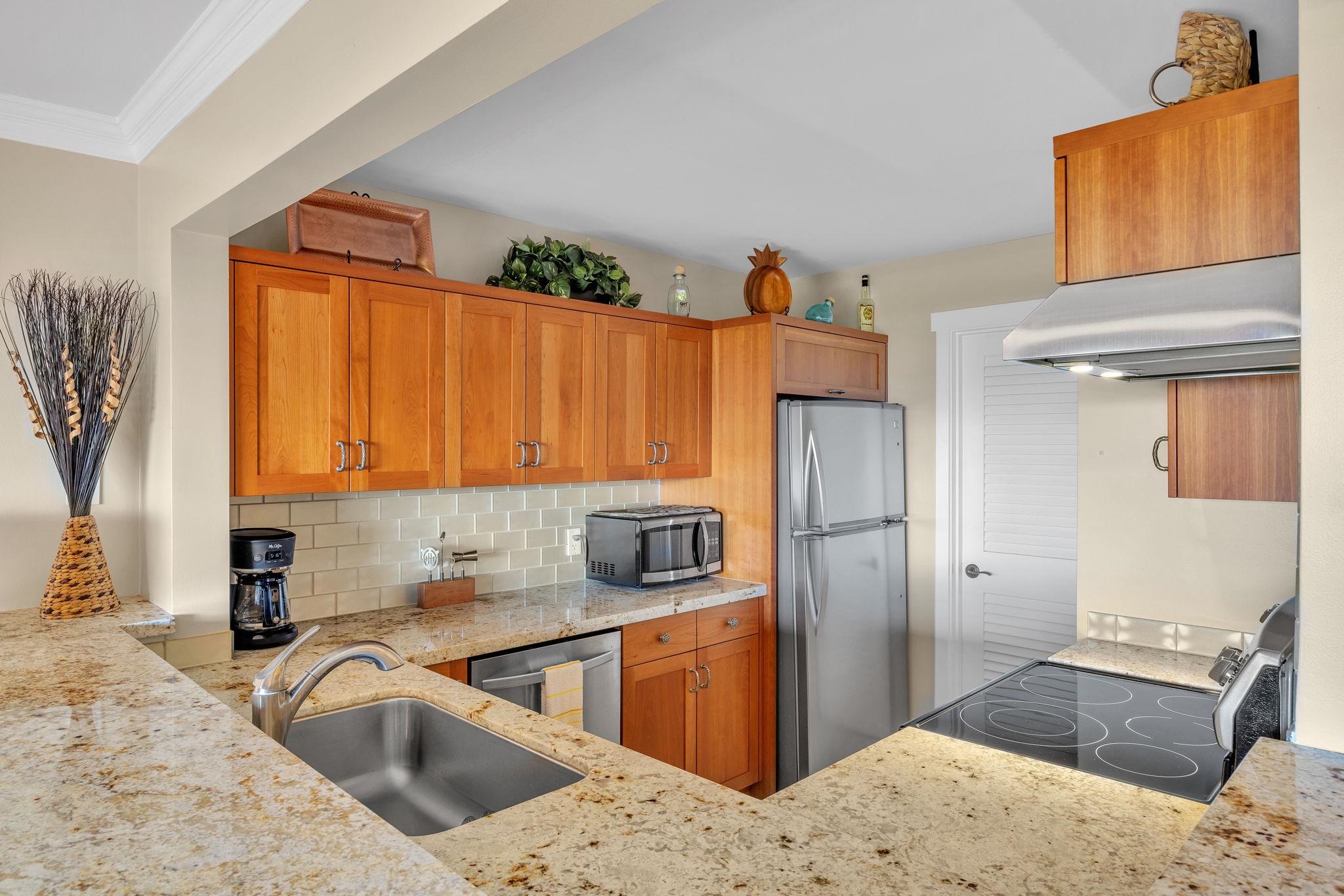 Masters condo # 3905, Lahaina, Hawaii - photo 9 of 37