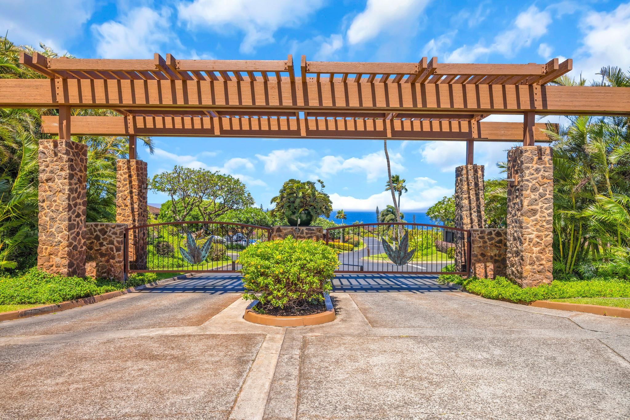 Masters condo # 4203, Lahaina, Hawaii - photo 2 of 48
