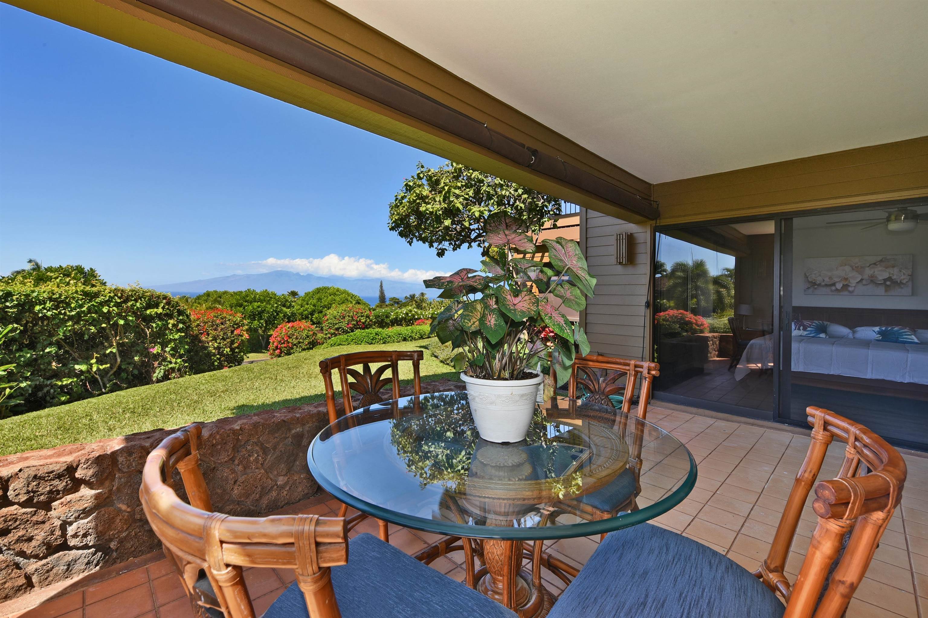 Masters condo # 4207, Lahaina, Hawaii - photo 5 of 30