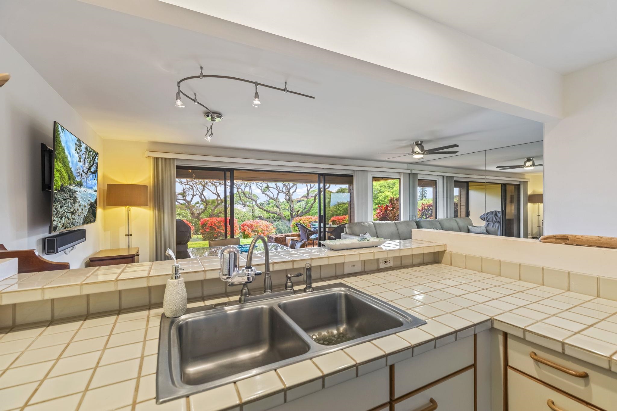 Masters condo # 503, Lahaina, Hawaii - photo 20 of 50