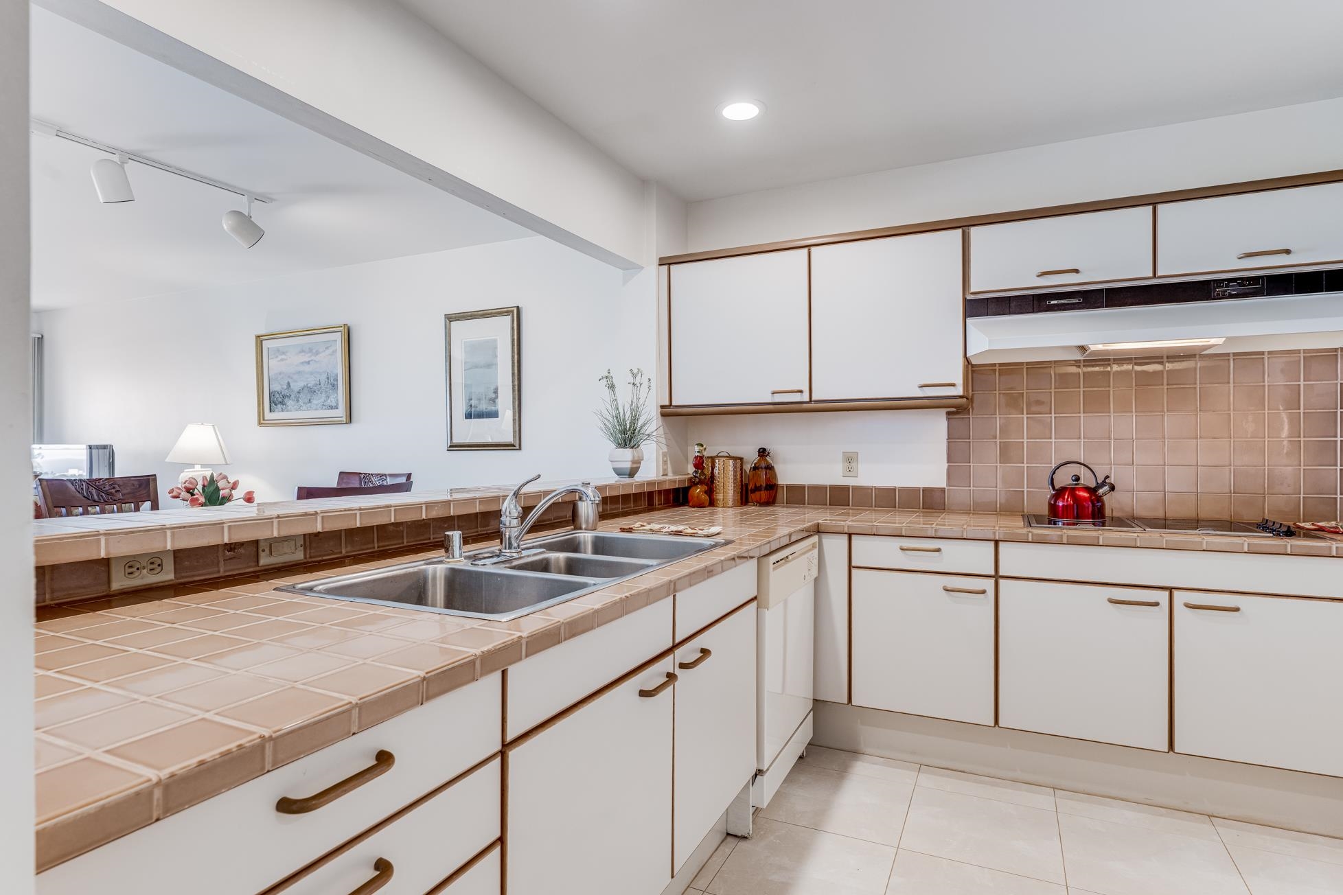 Masters condo # 903, Lahaina, Hawaii - photo 12 of 50