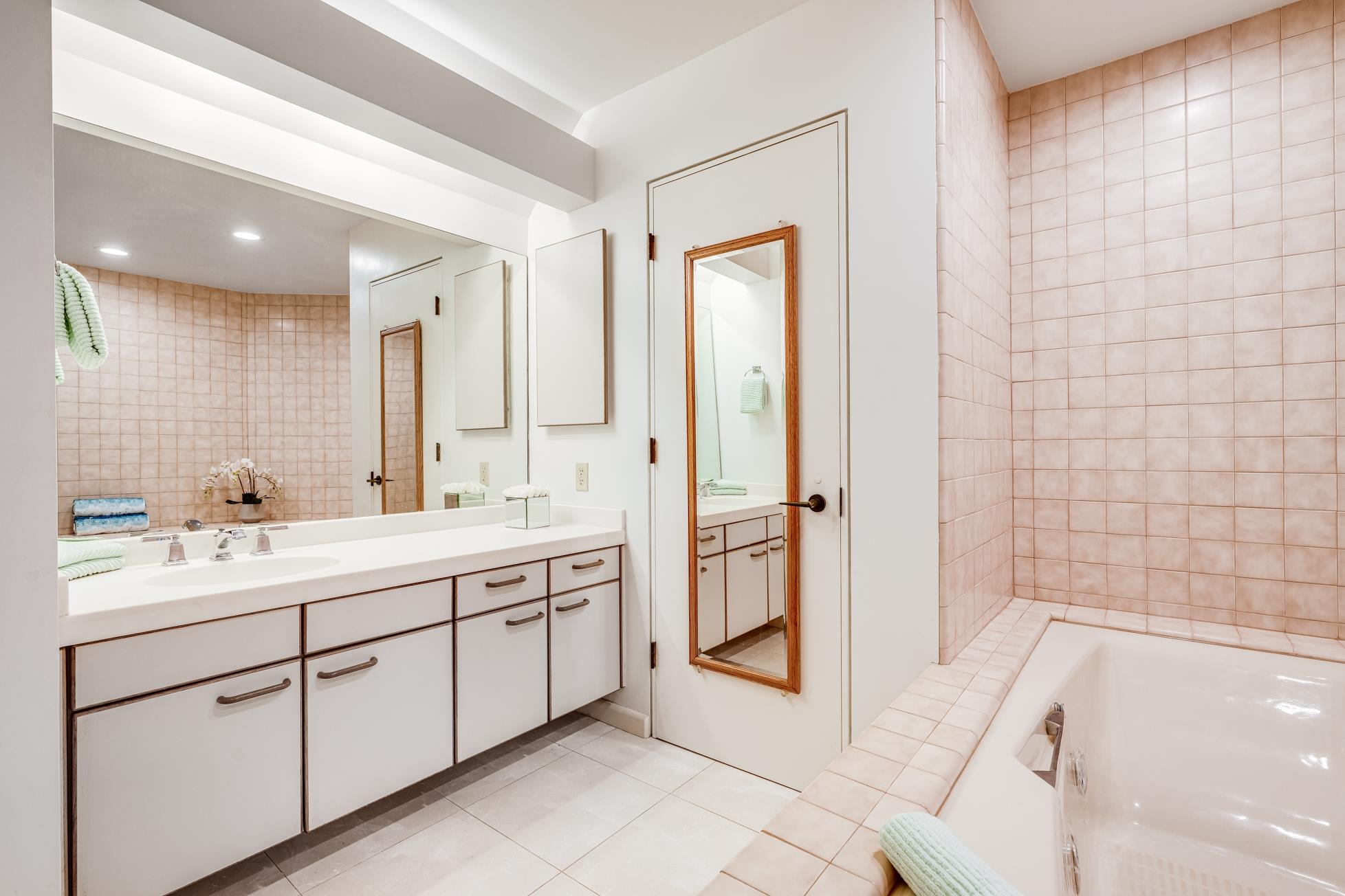 Masters condo # 903, Lahaina, Hawaii - photo 26 of 50