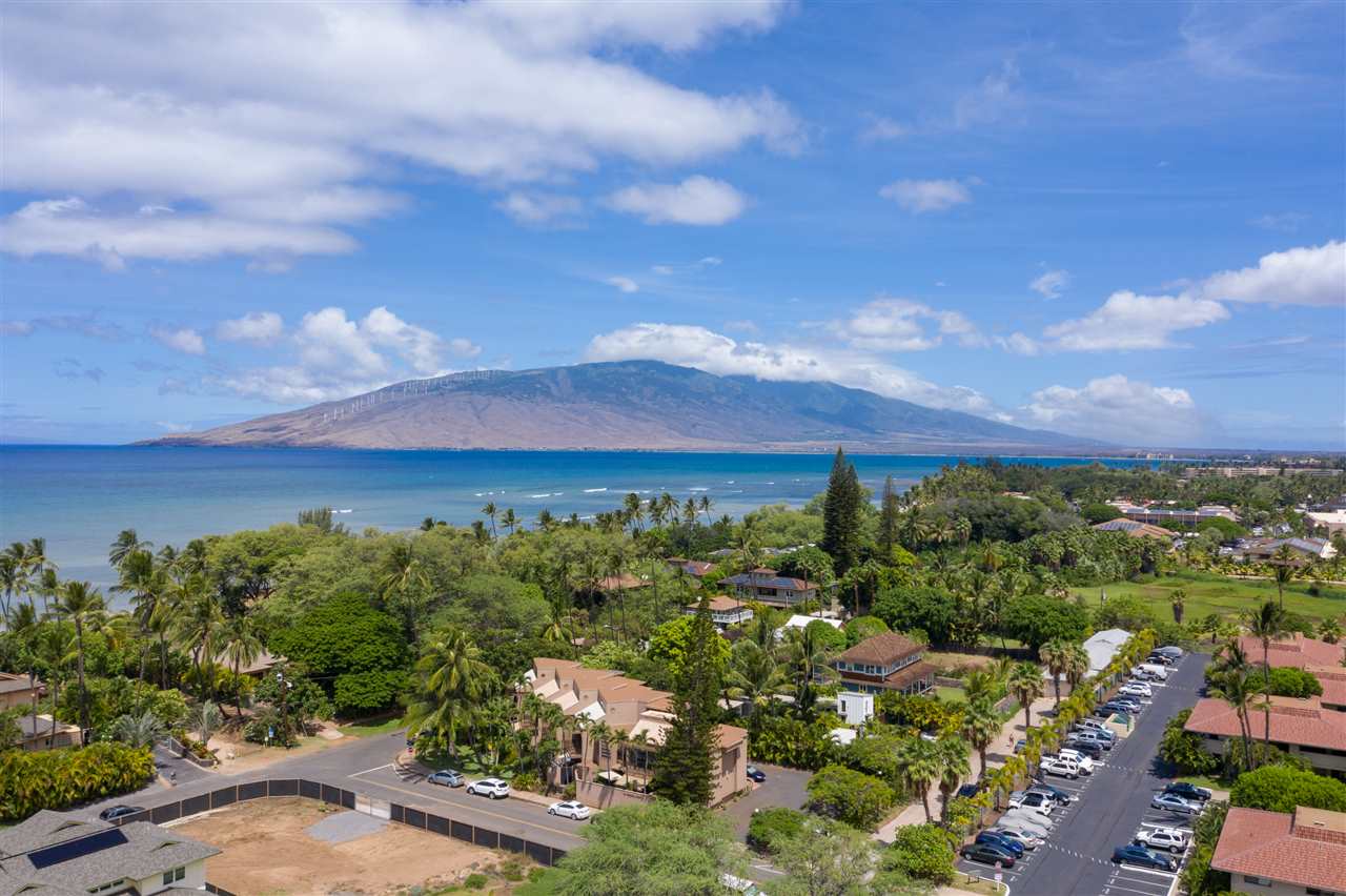 Boardwalk condo # A, Kihei, Hawaii - photo 2 of 30