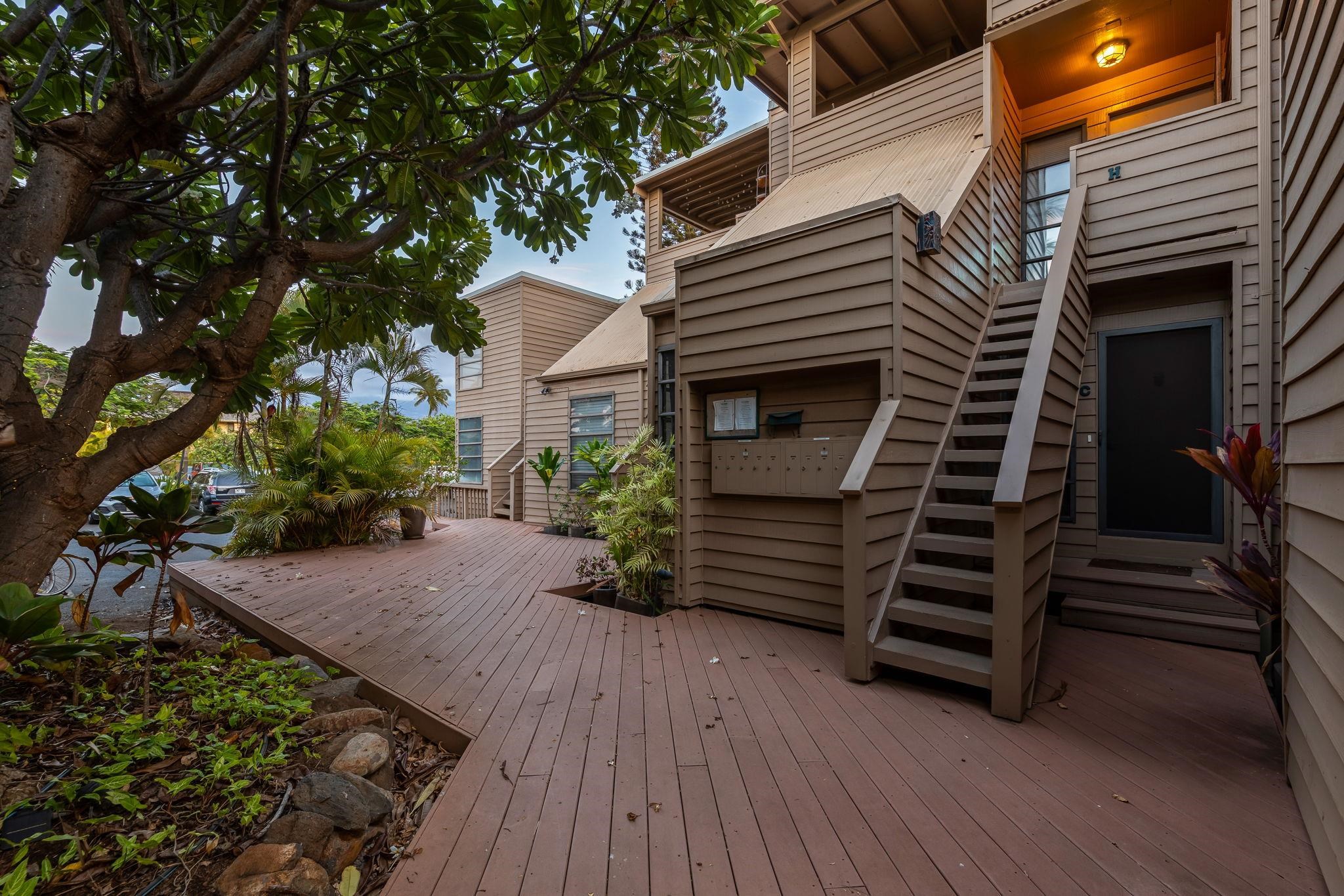 Boardwalk condo # H, Kihei, Hawaii - photo 29 of 43