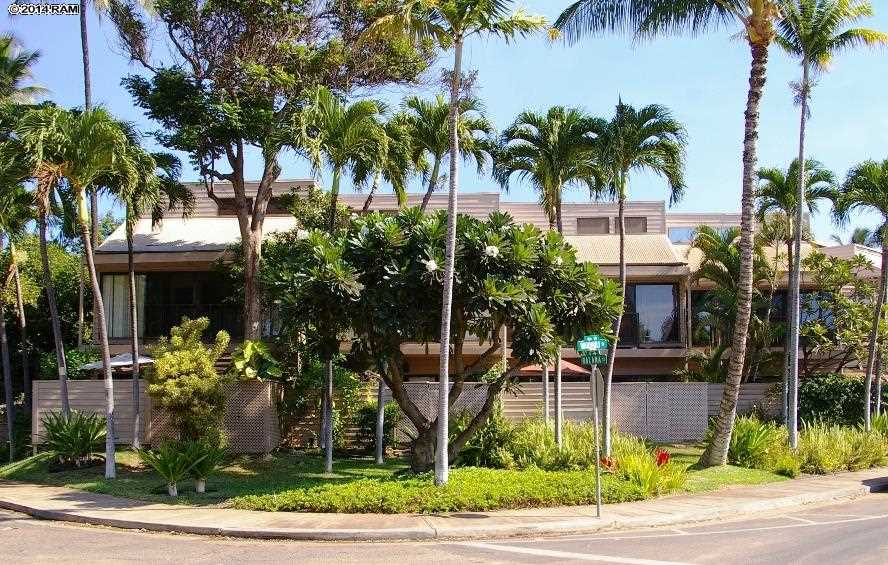 Boardwalk condo # G, Kihei, Hawaii - photo 3 of 21