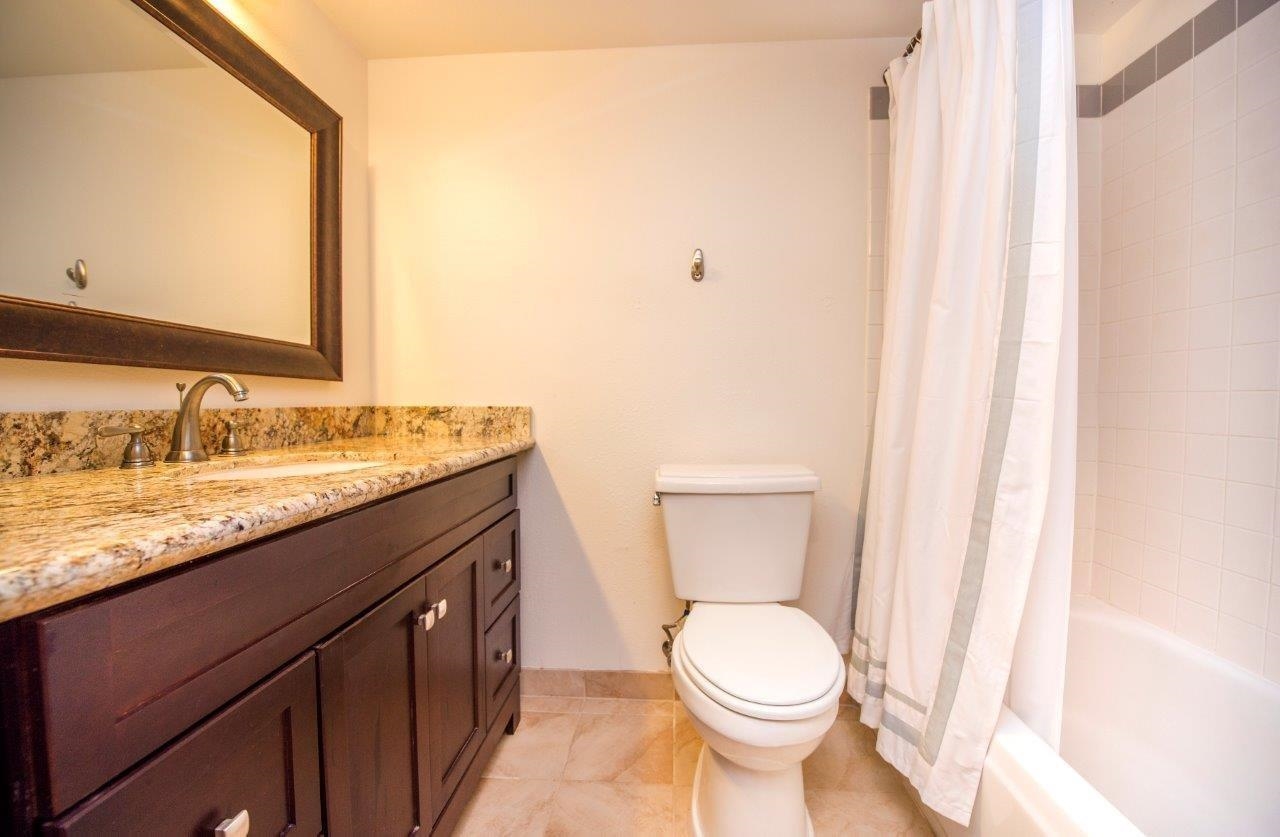 Iao Parkside IV-A condo # 103, Wailuku, Hawaii - photo 7 of 8