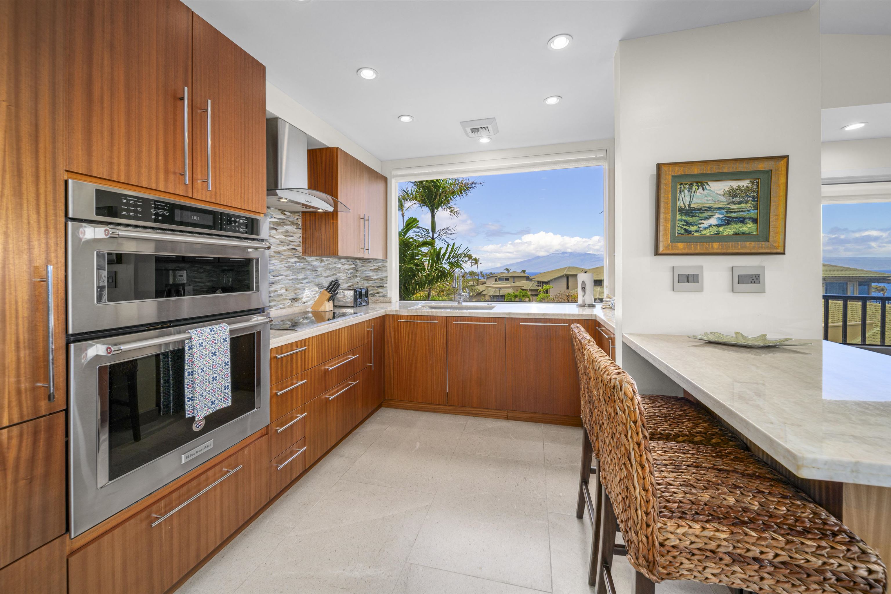 Kapalua Bay Villas II condo # 12B1-2, Lahaina, Hawaii - photo 4 of 50