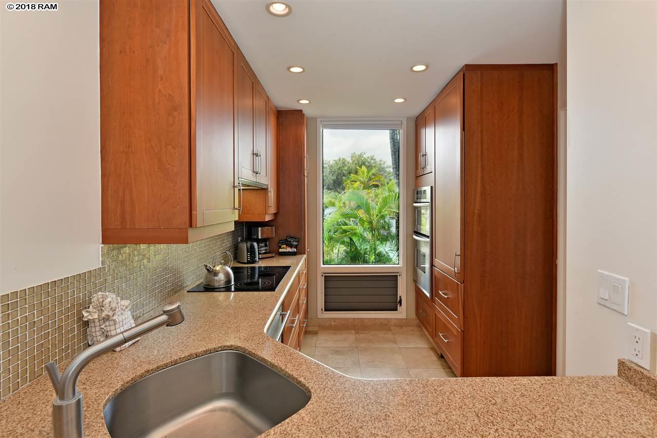 Kapalua Bay Villas I condo # 12B3, Lahaina, Hawaii - photo 7 of 30