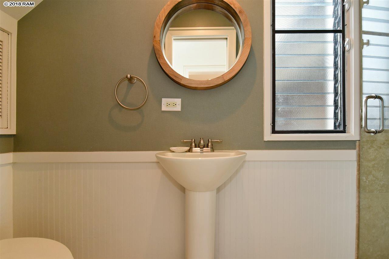 Kapalua Bay Villas I condo # 12B3, Lahaina, Hawaii - photo 8 of 30