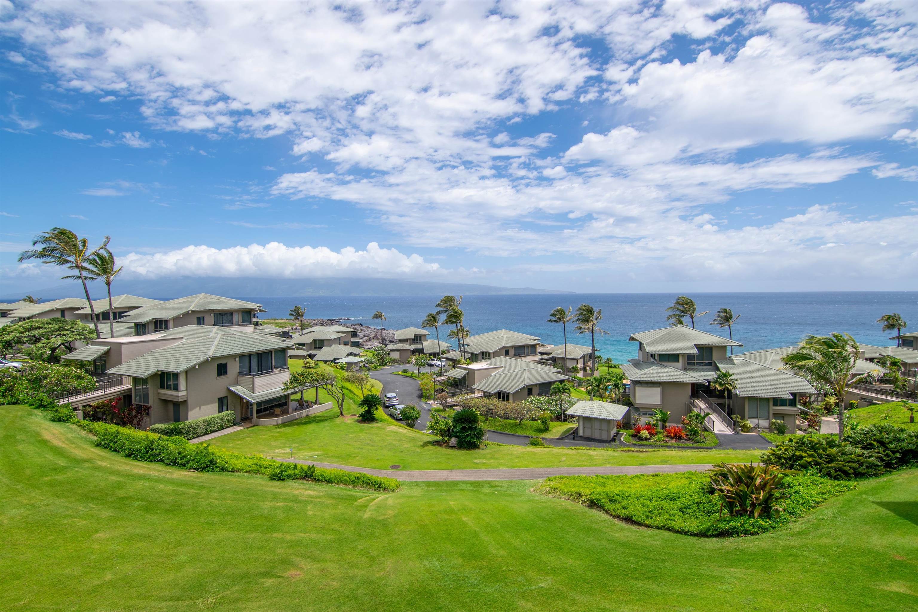 Kapalua Bay Villas I condo # 14B1, Lahaina, Hawaii - photo 17 of 18