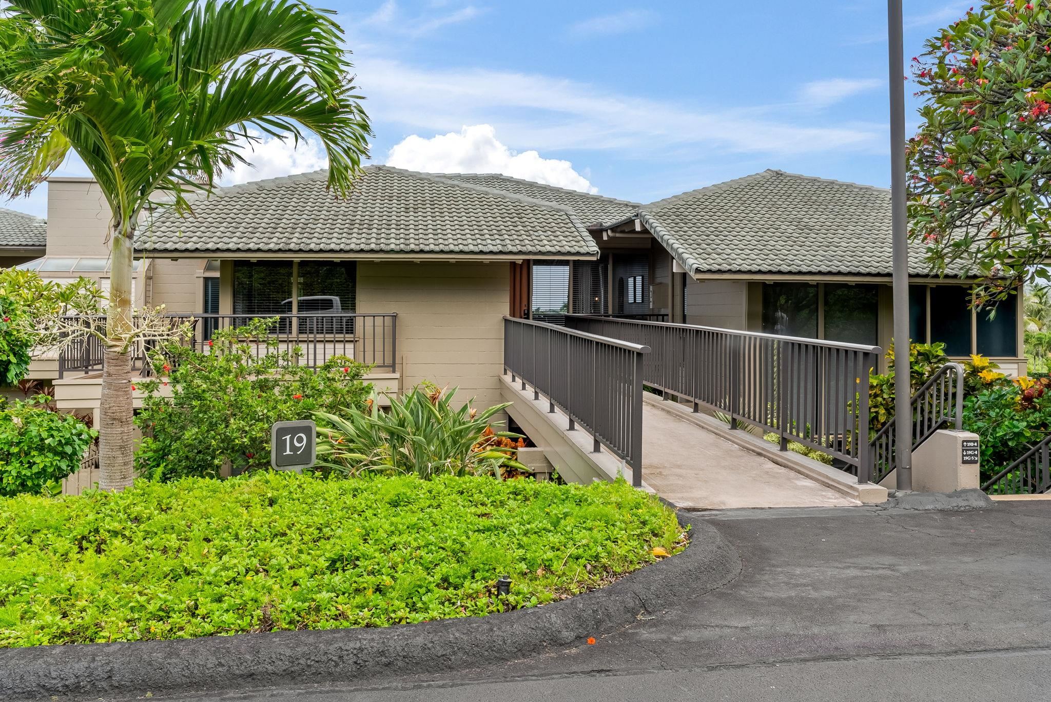 Kapalua Bay Villas I condo # 19-B4, Lahaina, Hawaii - photo 29 of 50