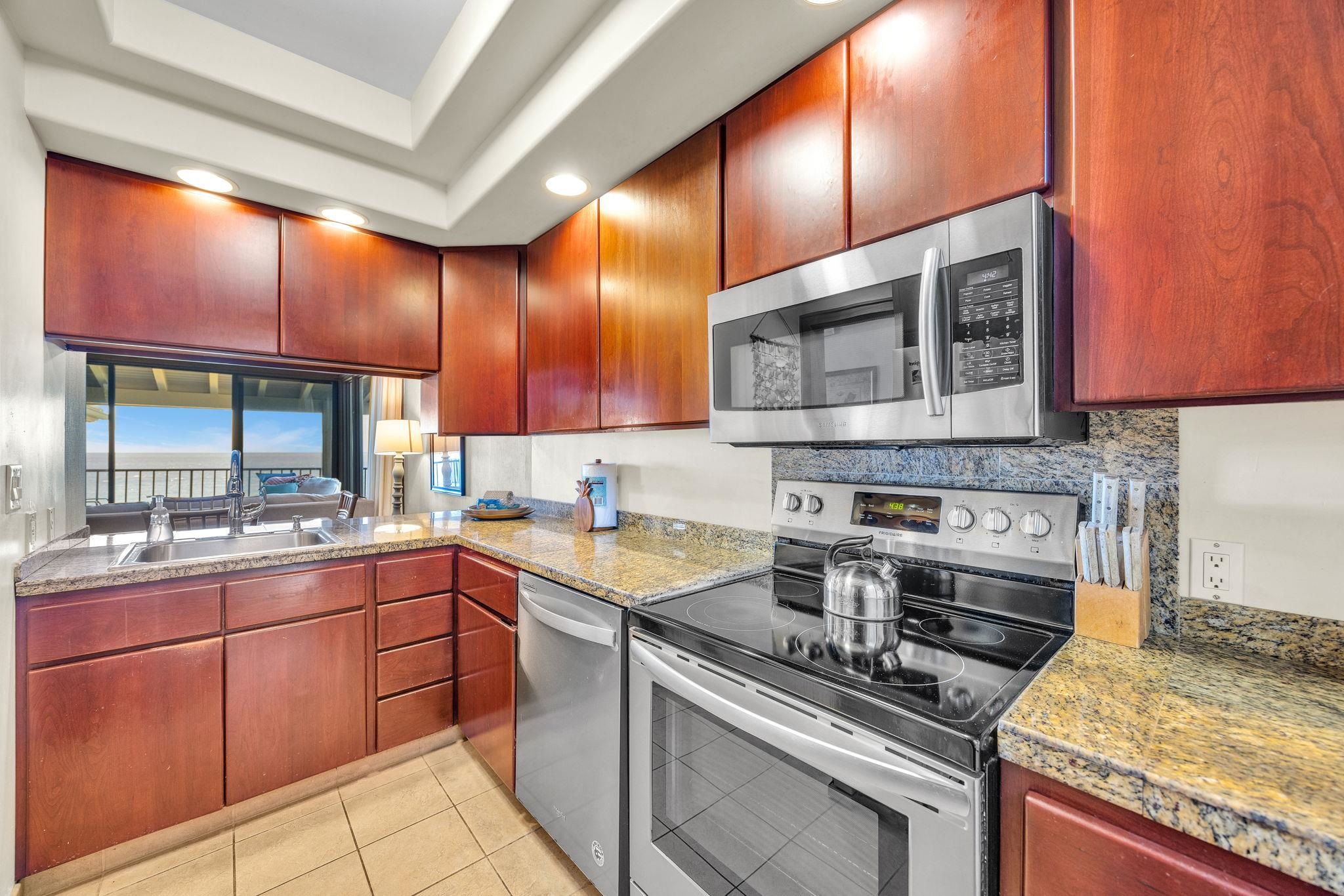 Kapalua Bay Villas I condo # 21B-3, Lahaina, Hawaii - photo 17 of 42