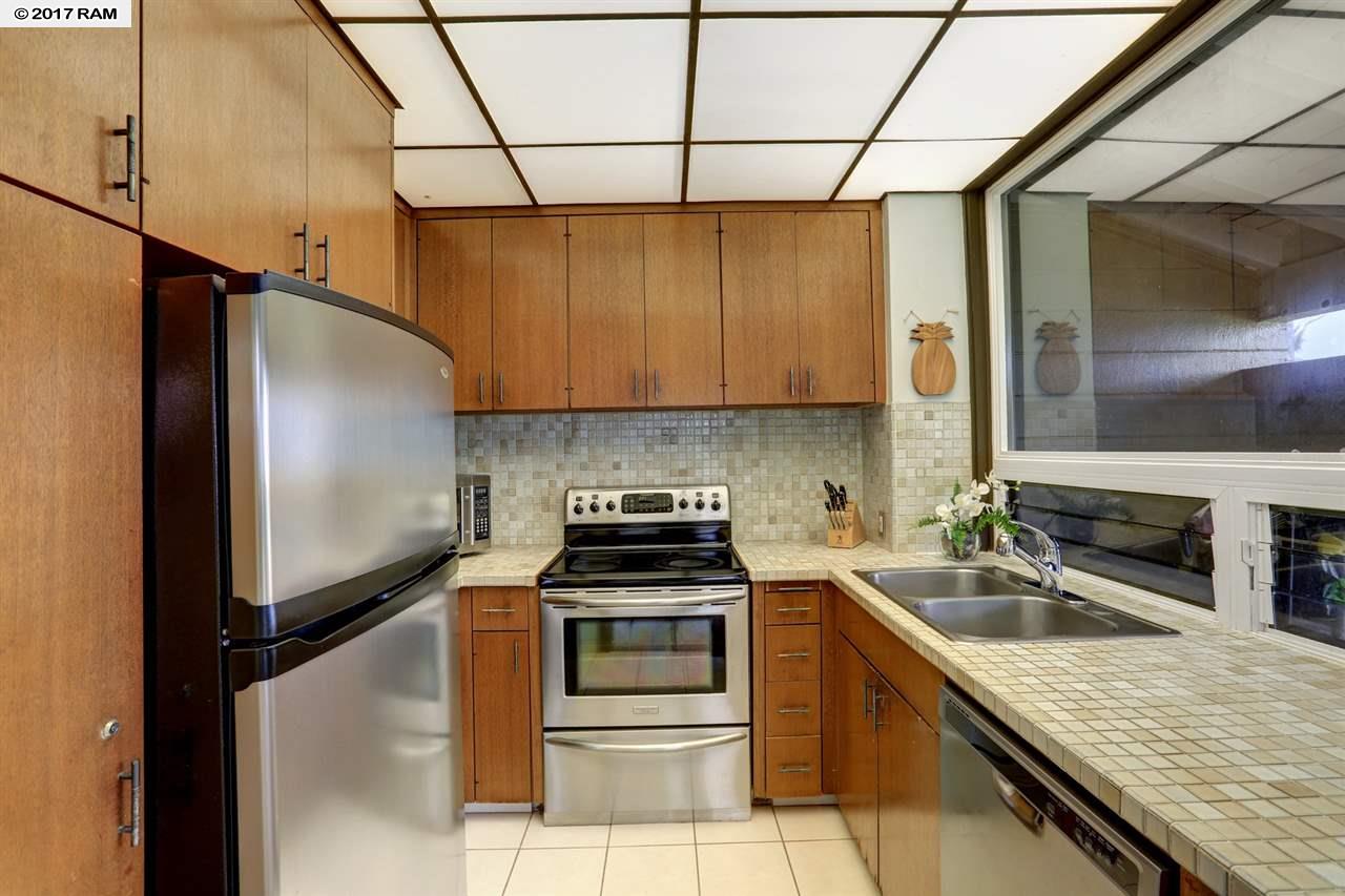 Kapalua Bay Villas II condo # 25B-4, Lahaina, Hawaii - photo 7 of 12