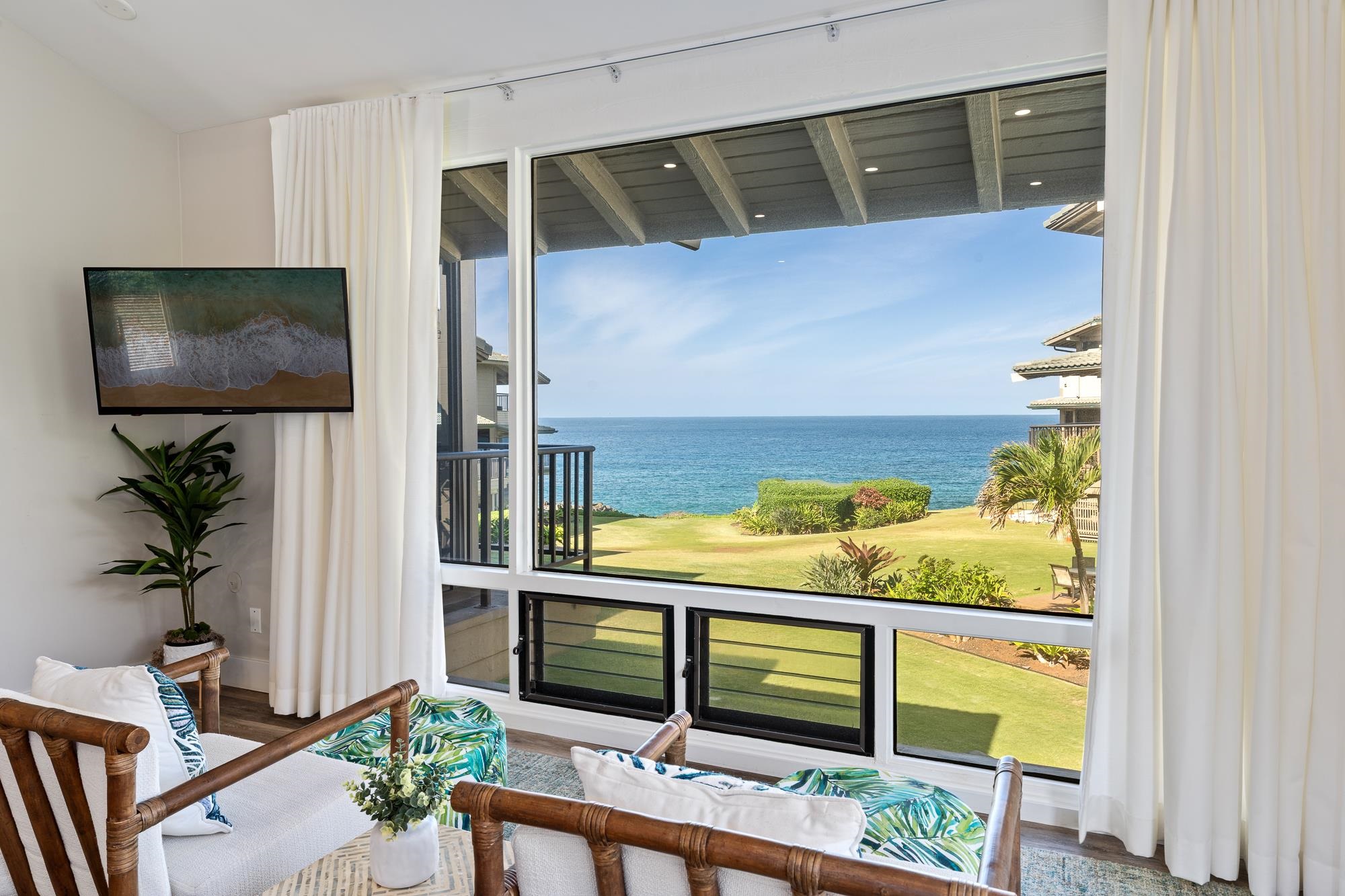 Kapalua Bay Villas I condo # 29-G5, Lahaina, Hawaii - photo 5 of 32