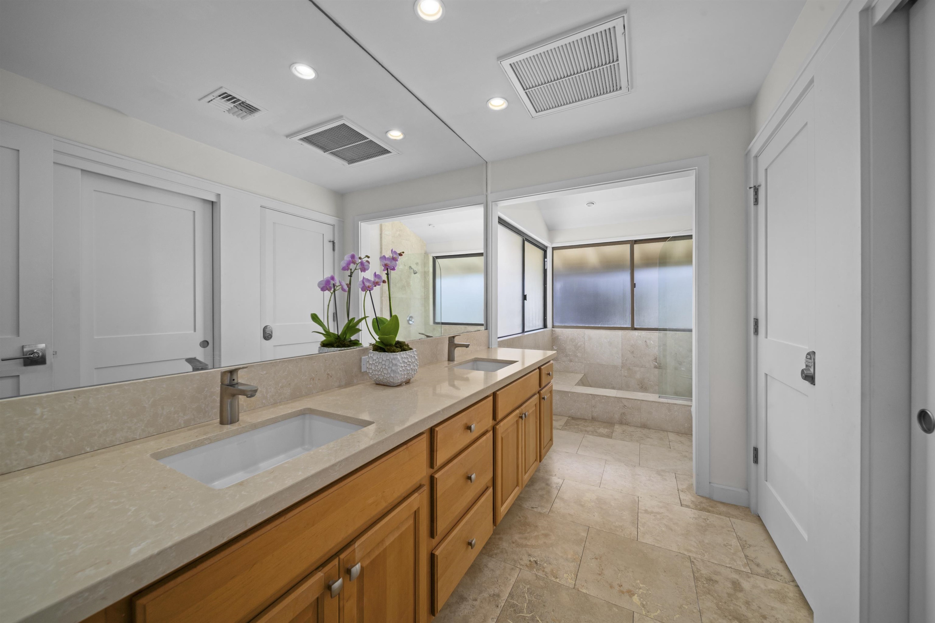 Kapalua Bay Villas I condo # 30B3-4, Lahaina, Hawaii - photo 24 of 50