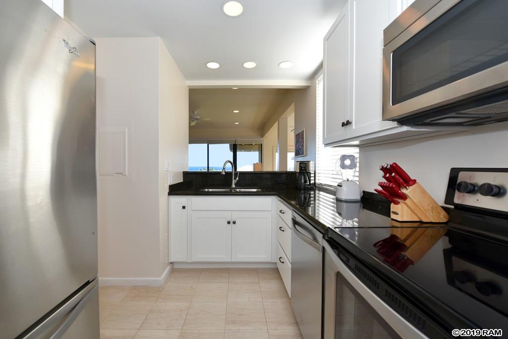 Kapalua Bay Villas II condo # 34G5, Lahaina, Hawaii - photo 5 of 30