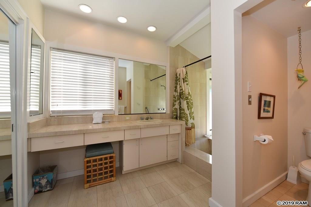 Kapalua Bay Villas II condo # 34G5, Lahaina, Hawaii - photo 8 of 30