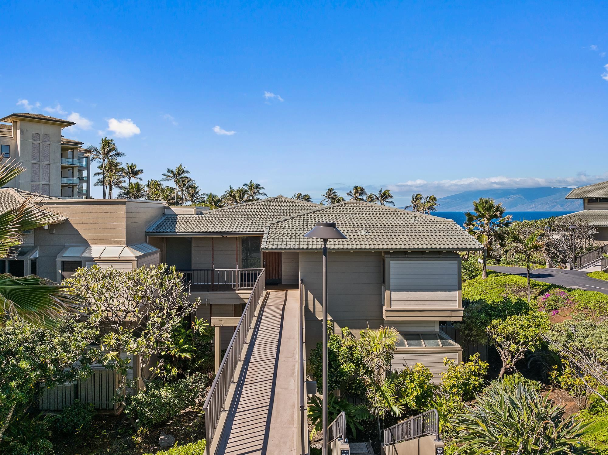 Kapalua Bay Villas I condo # 37B3,4,5, Lahaina, Hawaii - photo 6 of 50